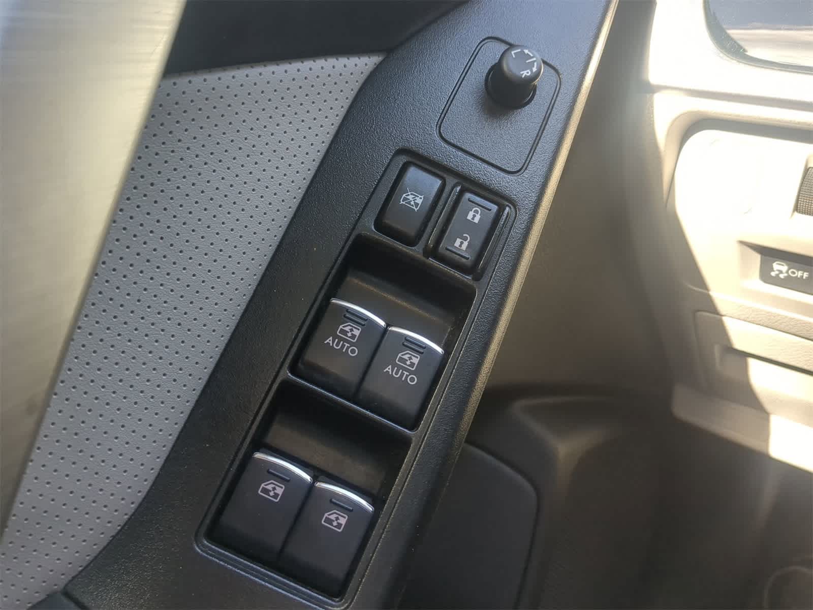 Thumbnail: 2017 Subaru Forester - 23