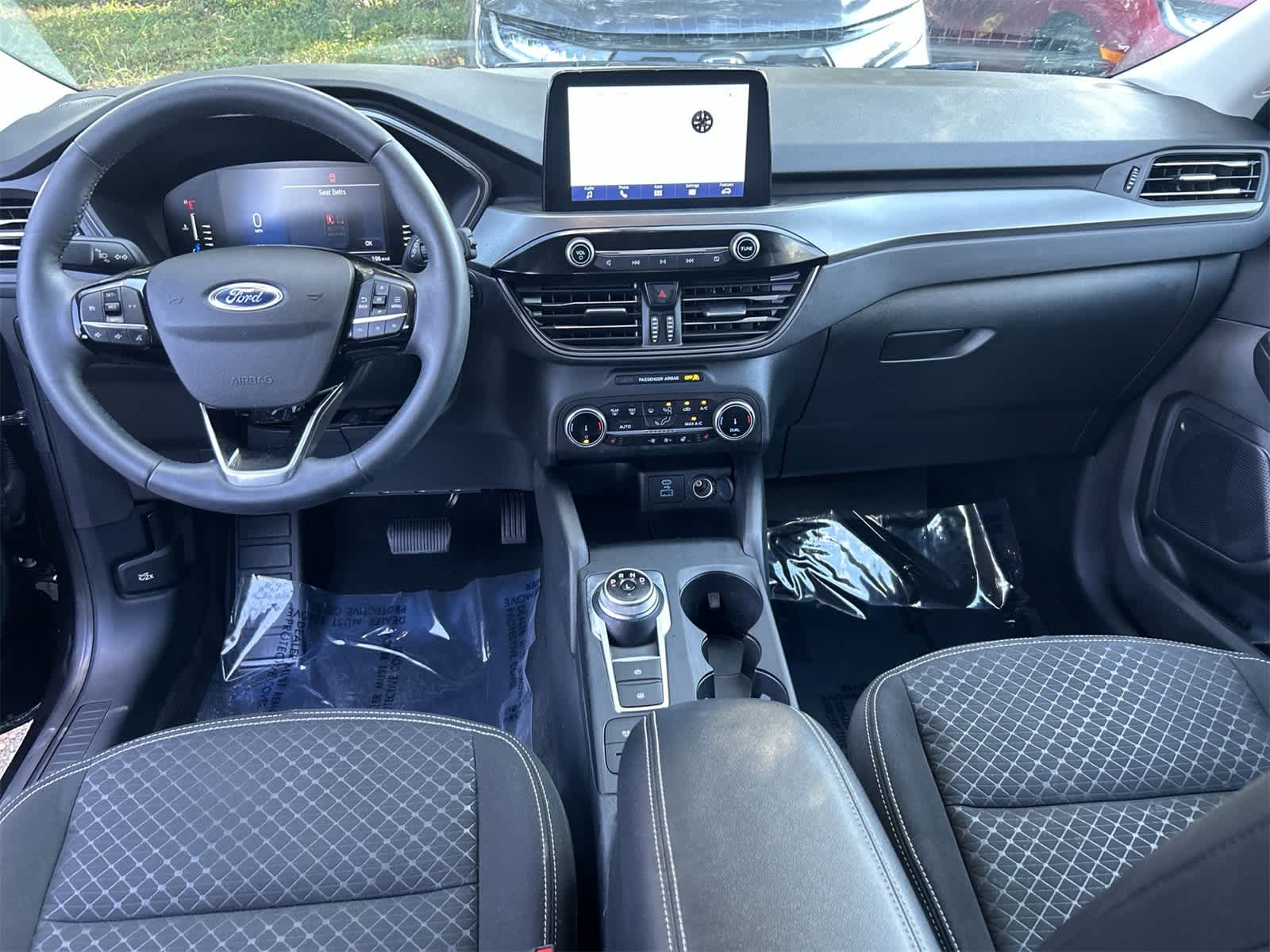 Thumbnail: 2023 Ford Escape - 10