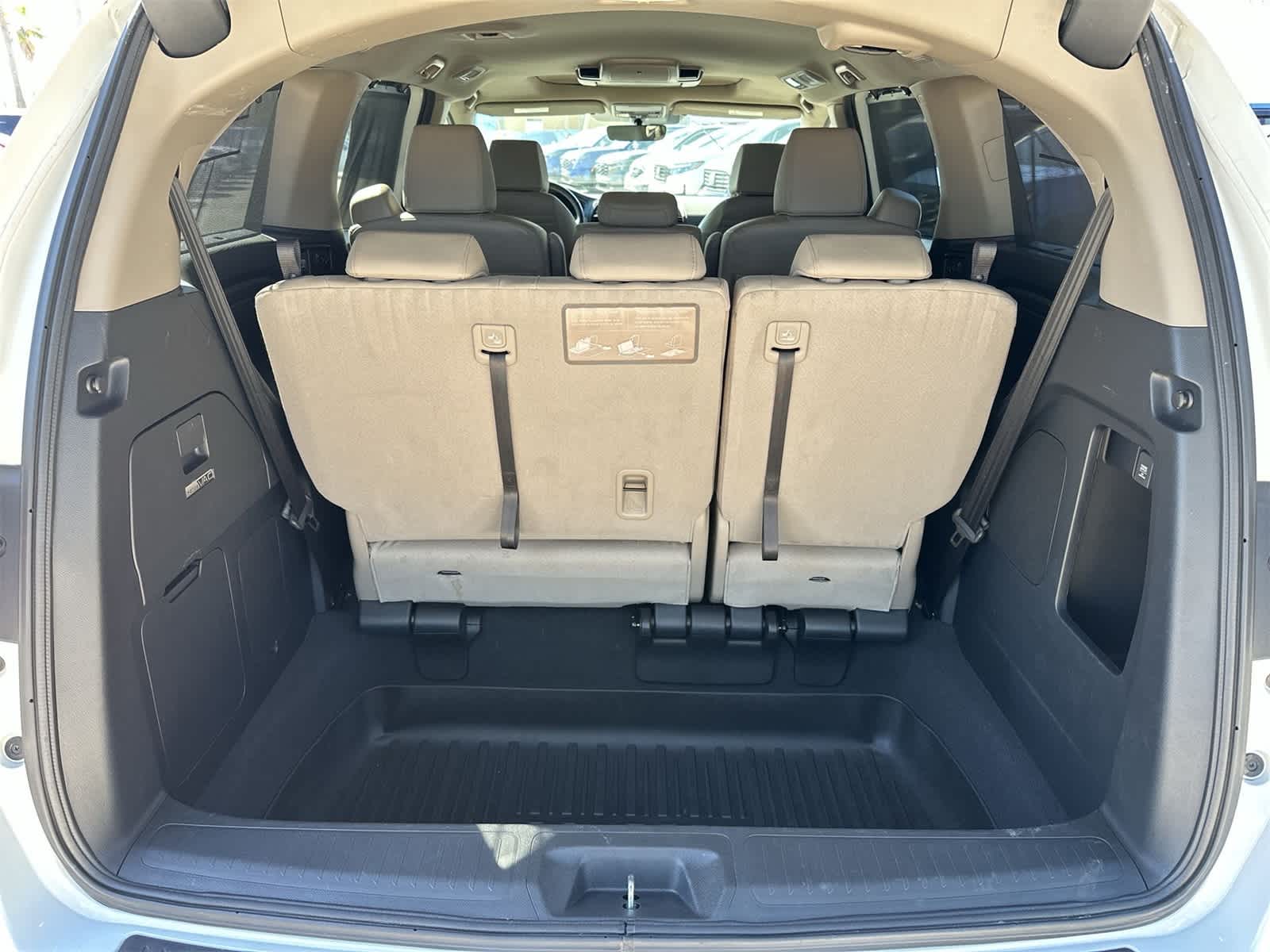 Thumbnail: 2020 Honda Odyssey - 13