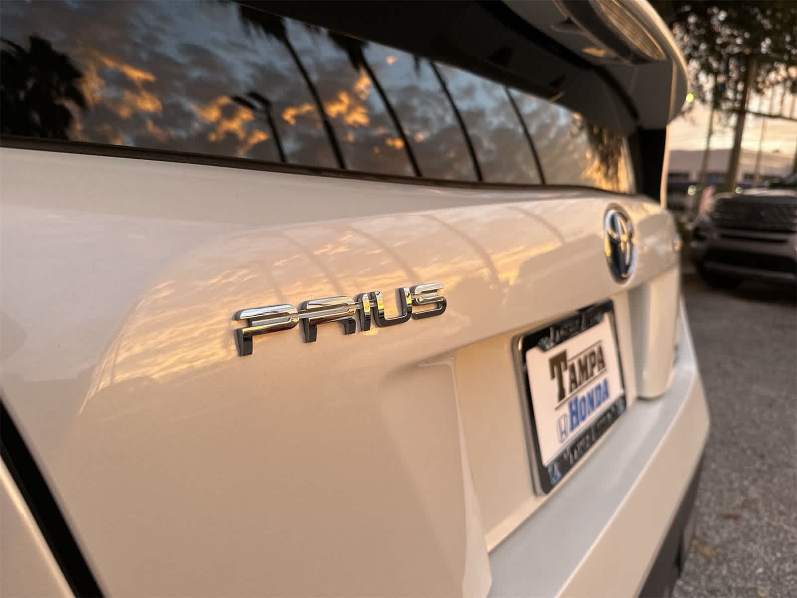 Thumbnail: 2016 Toyota Prius - 7