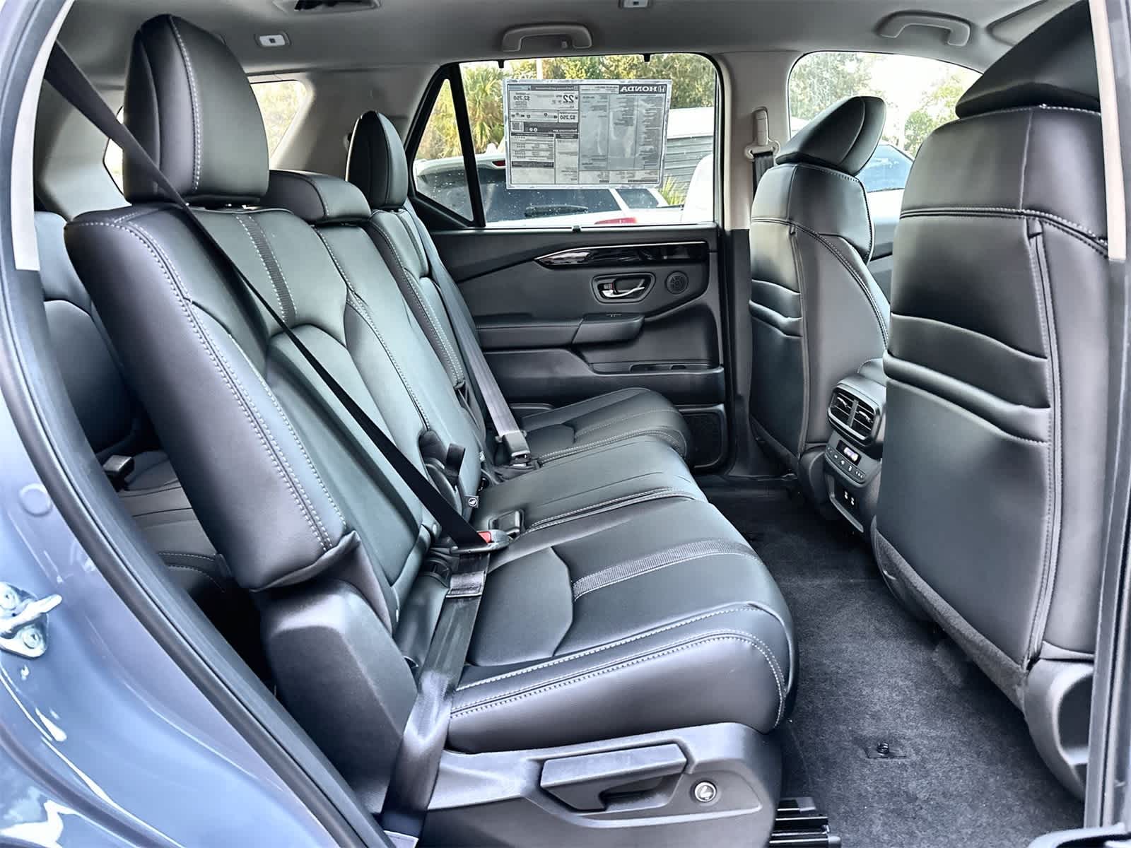 Thumbnail: 2026 Honda Pilot - 13