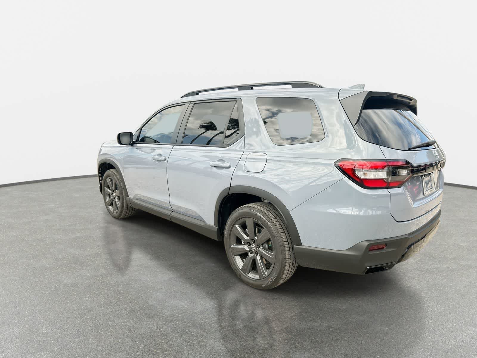 Thumbnail: 2026 Honda Pilot - 6