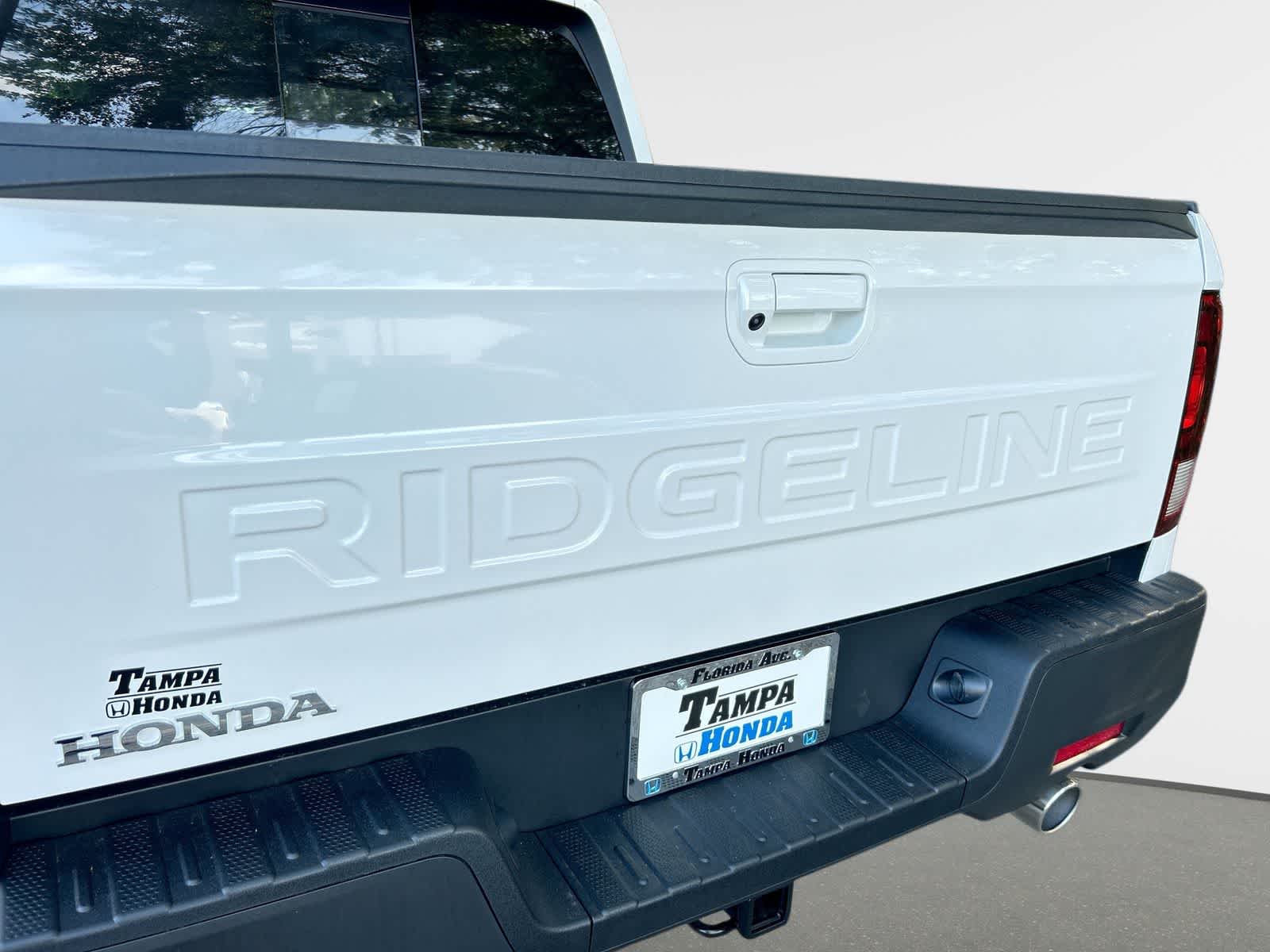Thumbnail: 2026 Honda Ridgeline - 8