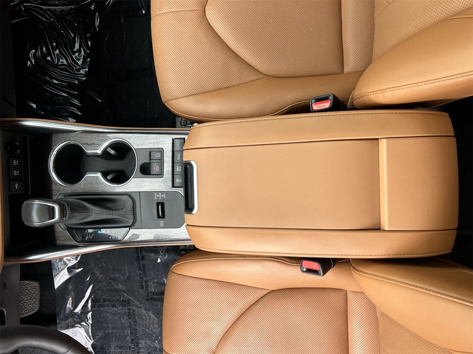 Thumbnail: 2021 Toyota Highlander - 16