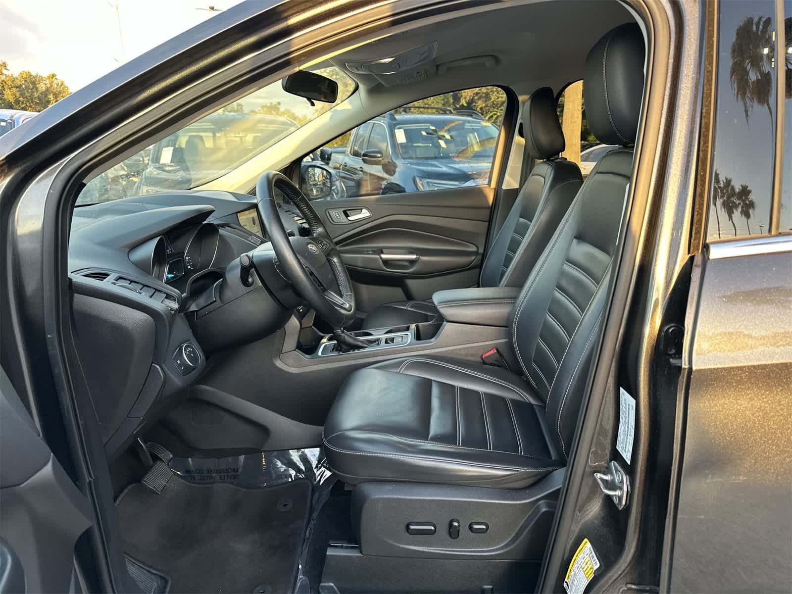 Thumbnail: 2019 Ford Escape - 5