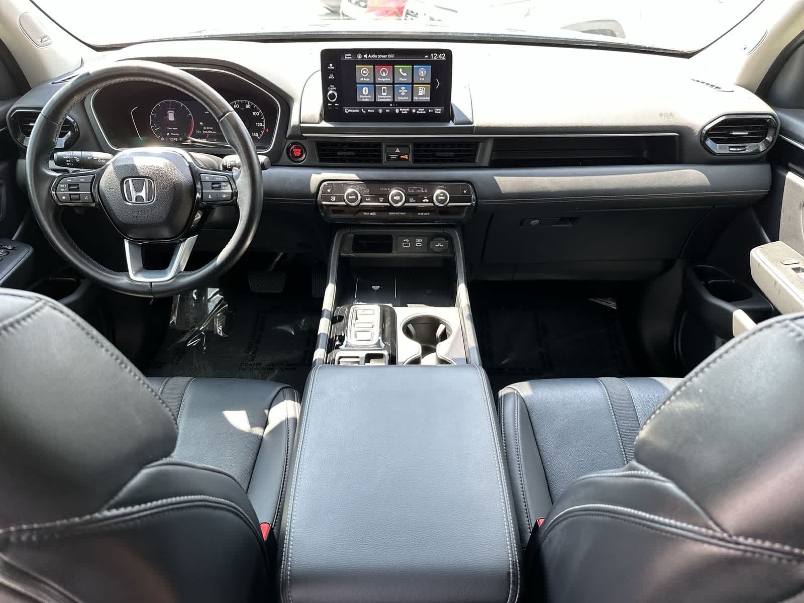 Thumbnail: 2024 Honda Pilot - 15