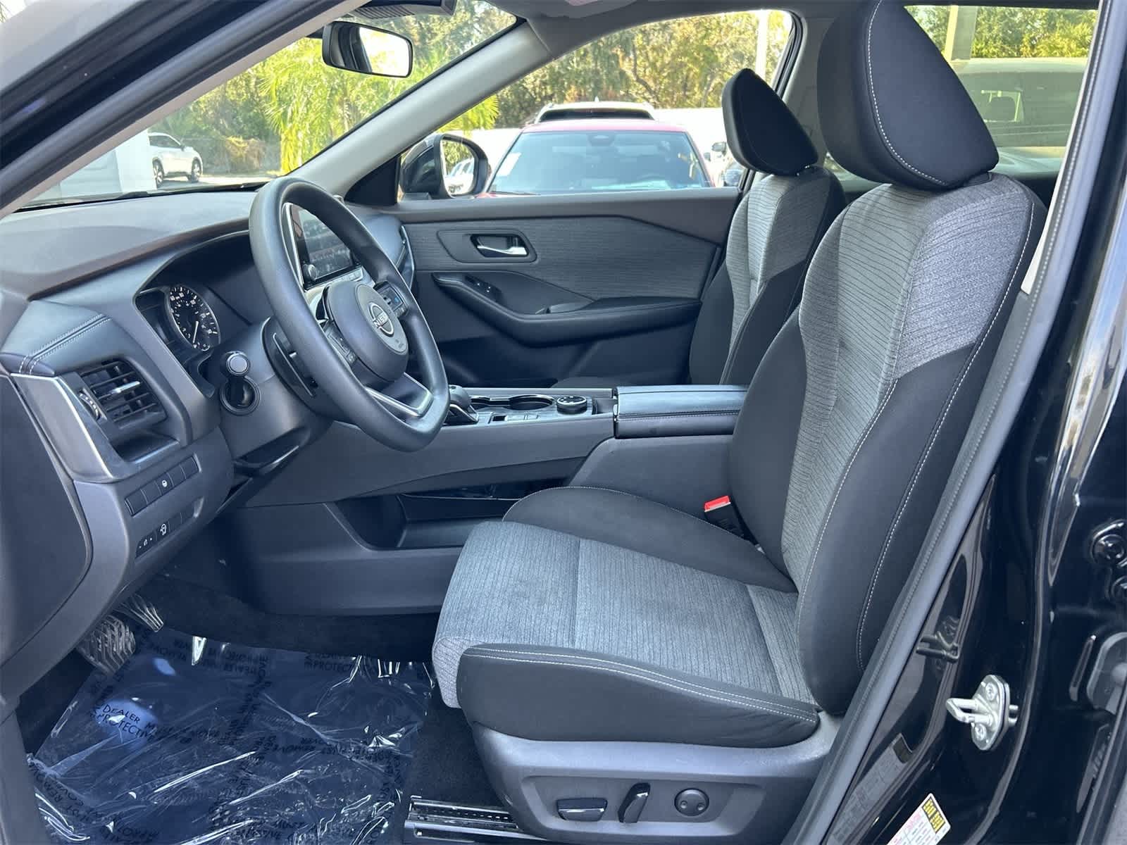 Thumbnail: 2023 Nissan Rogue - 11