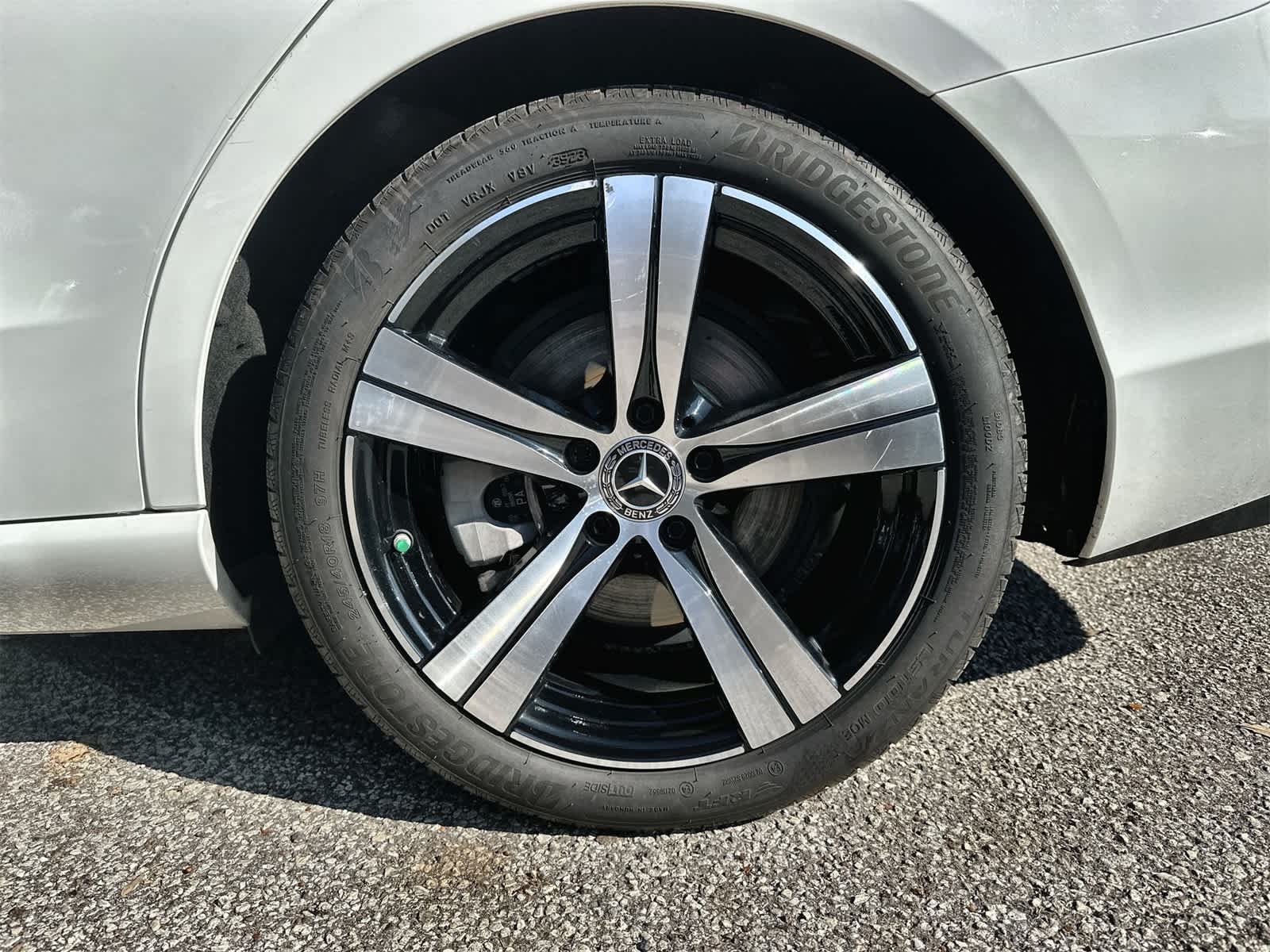 Thumbnail: 2023 Mercedes-Benz C-Class - 8