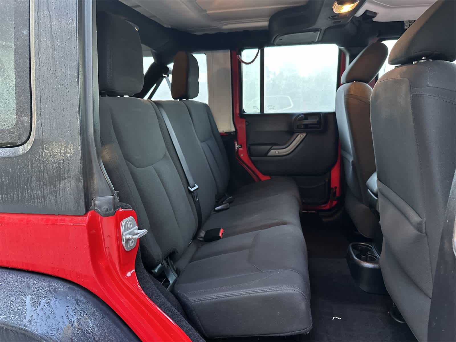 Thumbnail: 2015 Jeep Wrangler - 13