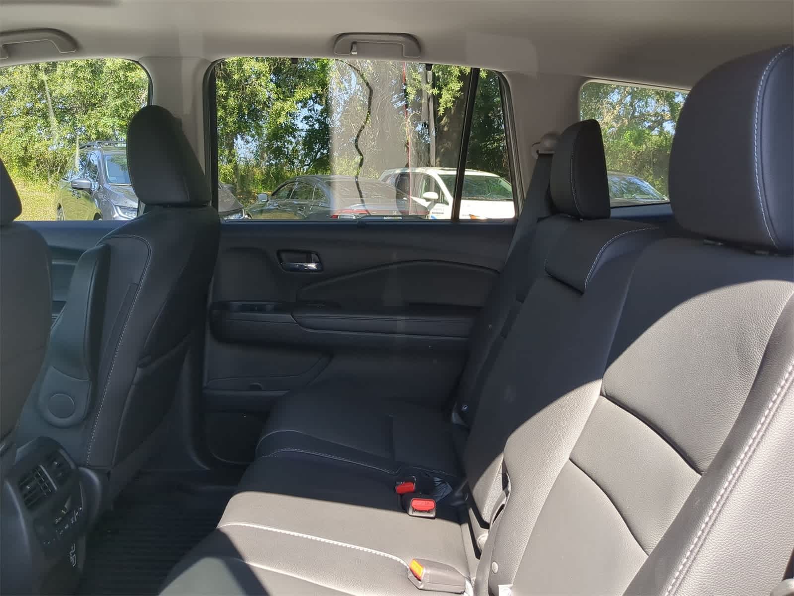 Thumbnail: 2021 Honda Pilot - 14