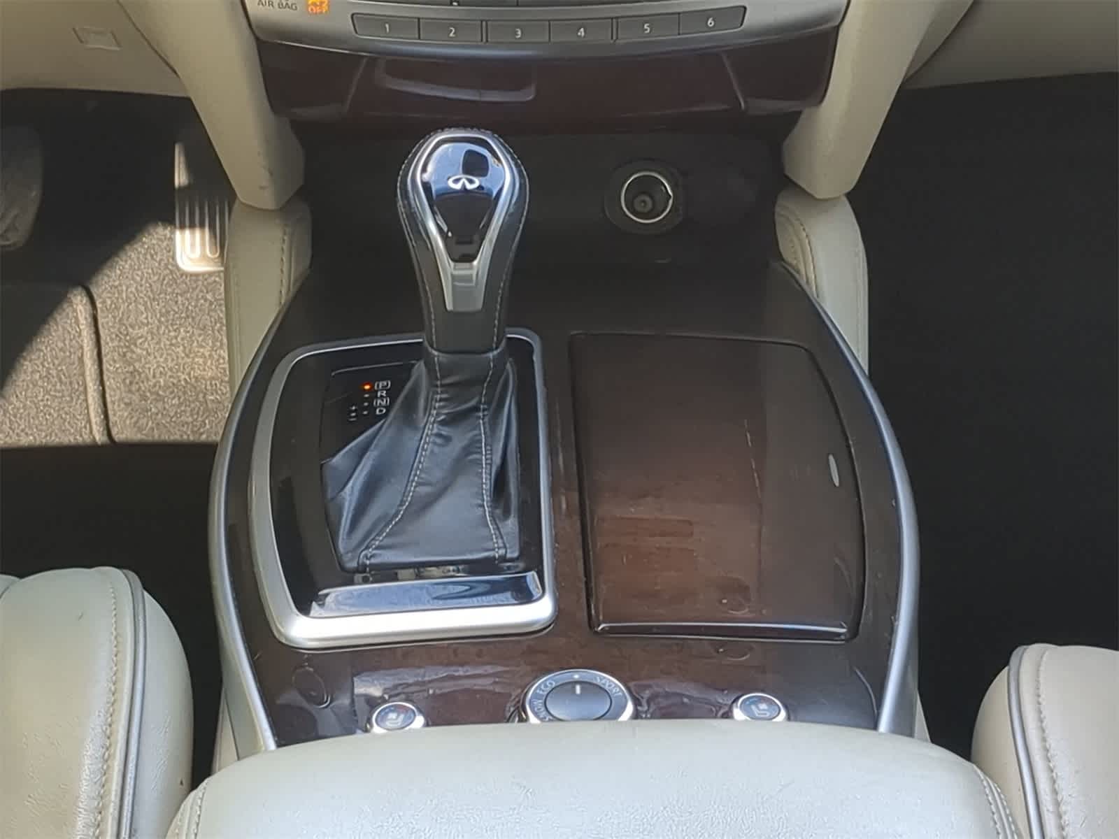 Thumbnail: 2016 INFINITI QX60 - 18