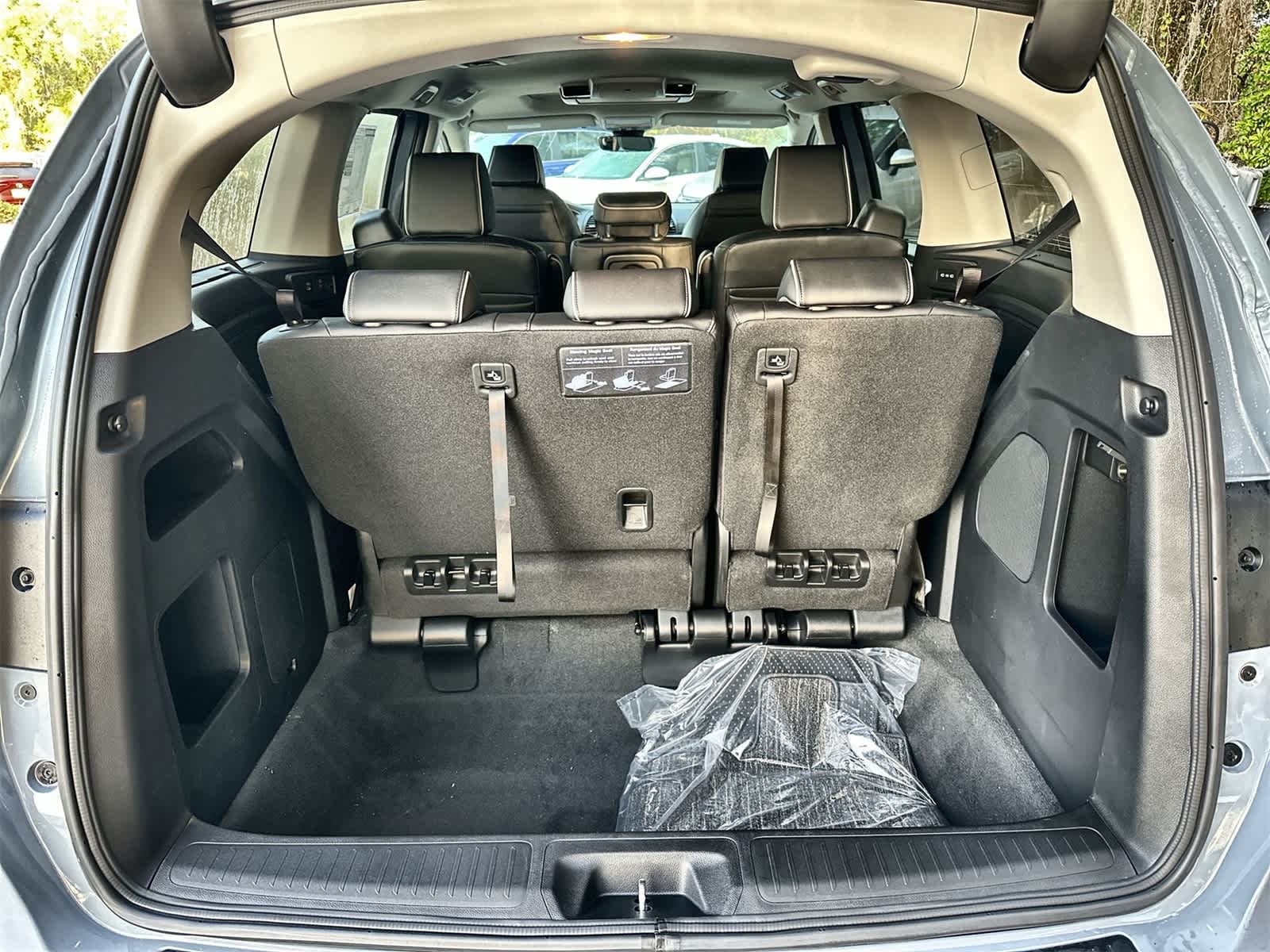 Thumbnail: 2026 Honda Odyssey - 18