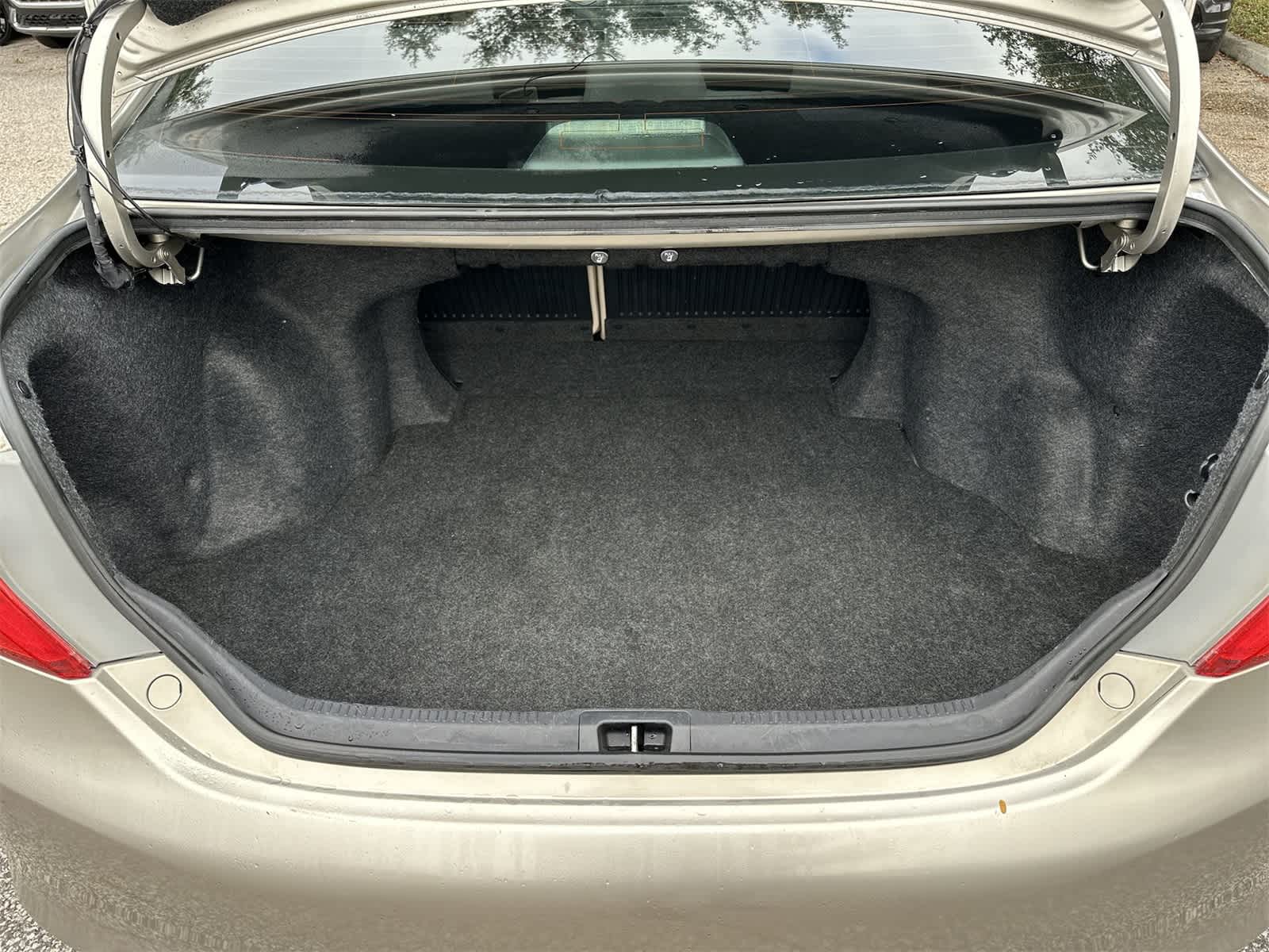 Thumbnail: 2014 Toyota Camry - 13