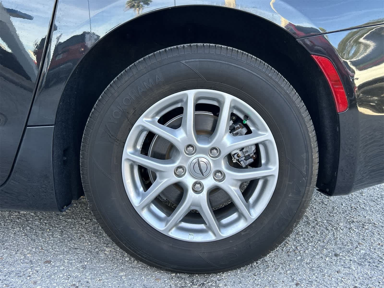 Thumbnail: 2024 Chrysler Voyager - 8