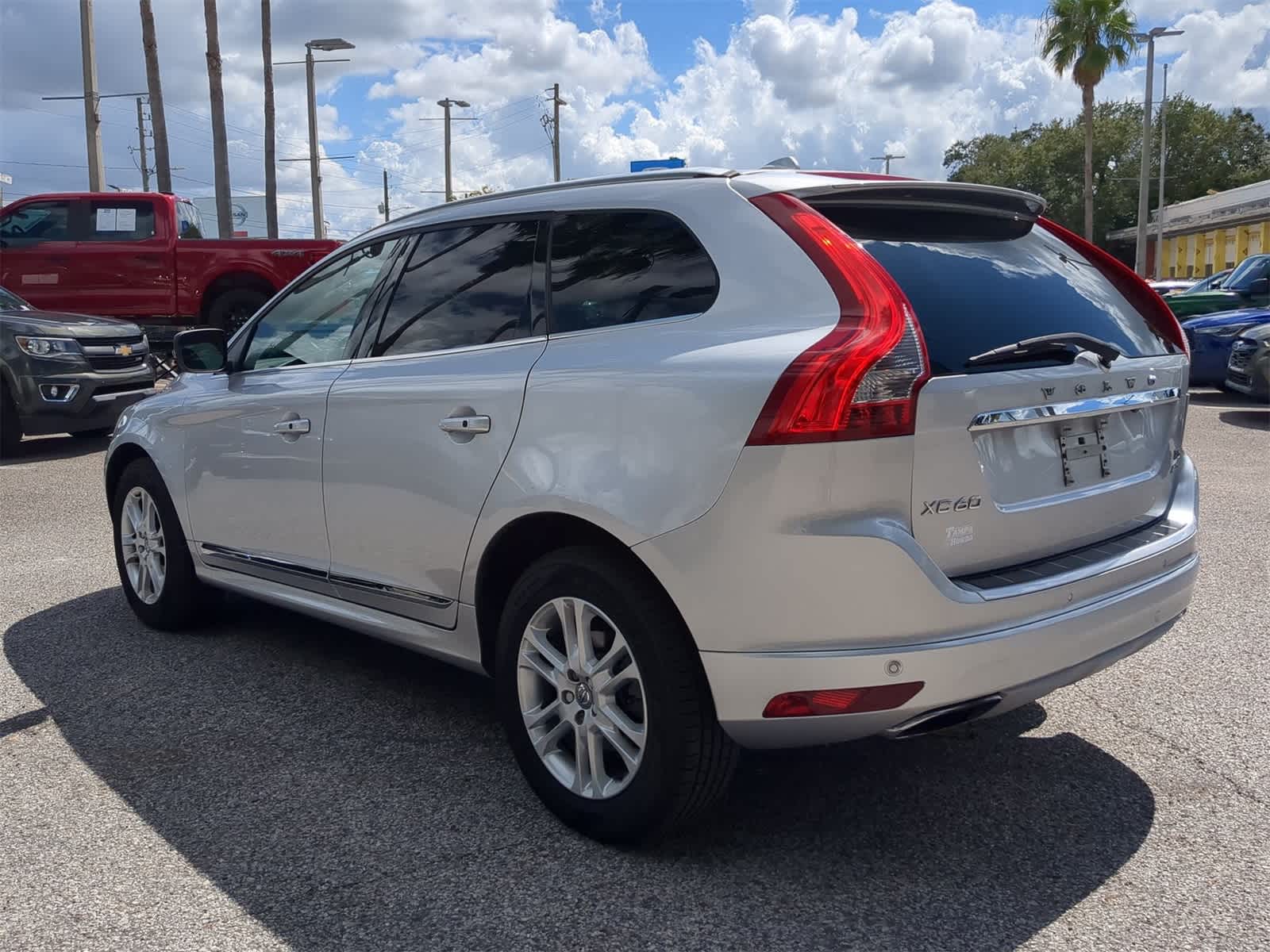 Thumbnail: 2016 Volvo XC60 - 4