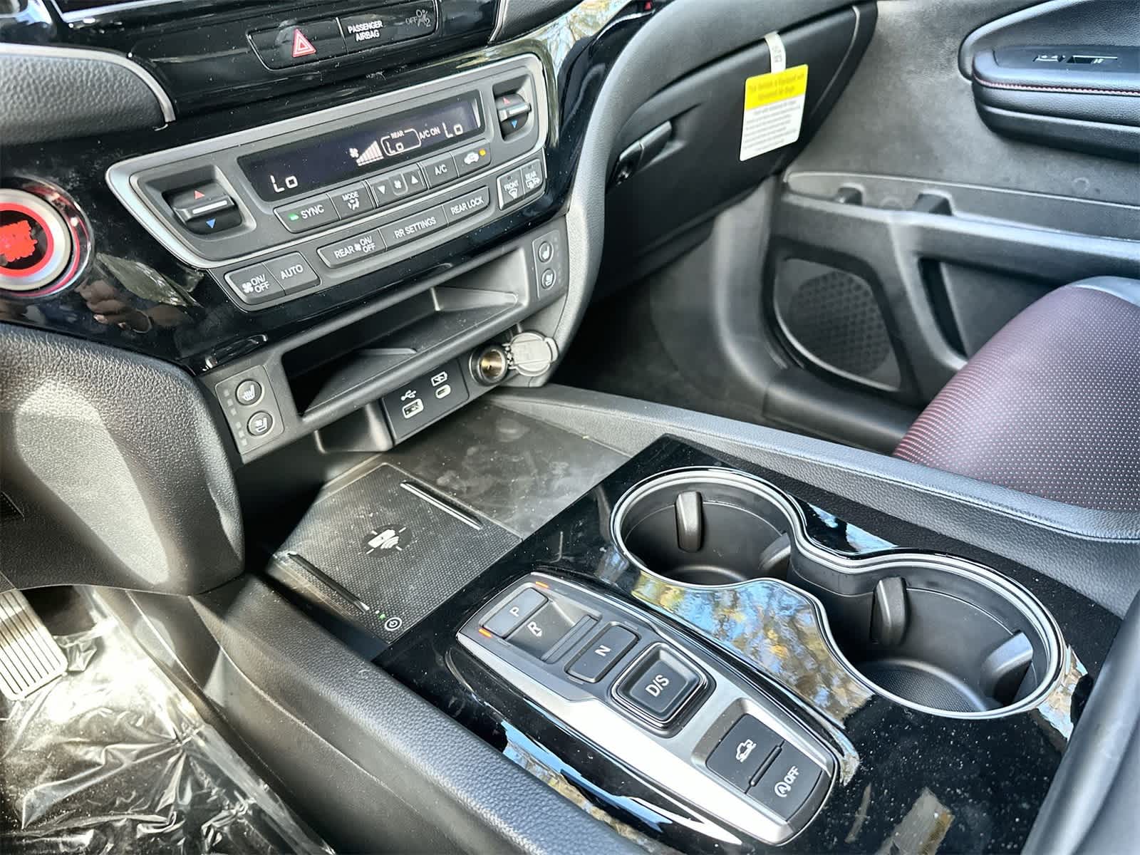 Thumbnail: 2025 Honda Ridgeline - 16