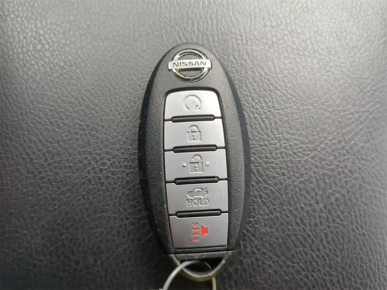 Thumbnail: 2016 Nissan Maxima - 28