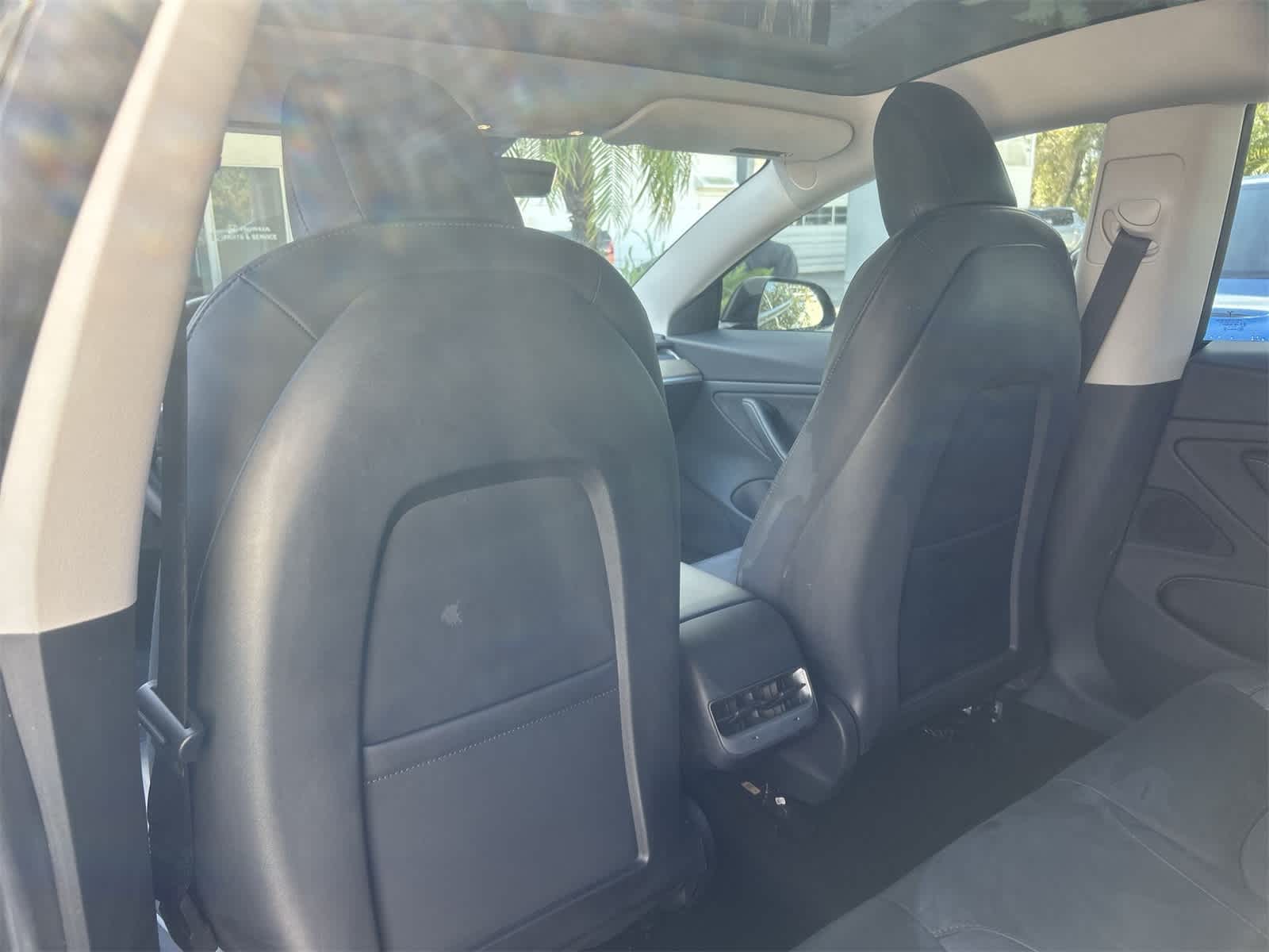 Thumbnail: 2021 Tesla Model 3 - 12