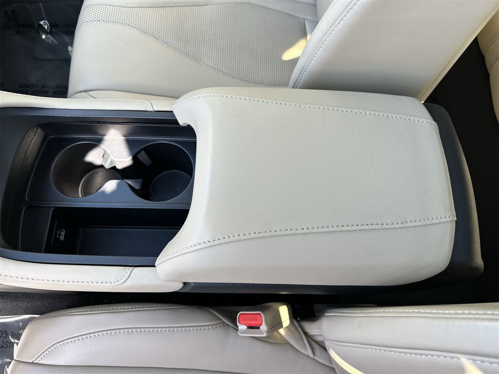 Thumbnail: 2023 Acura RDX - 15