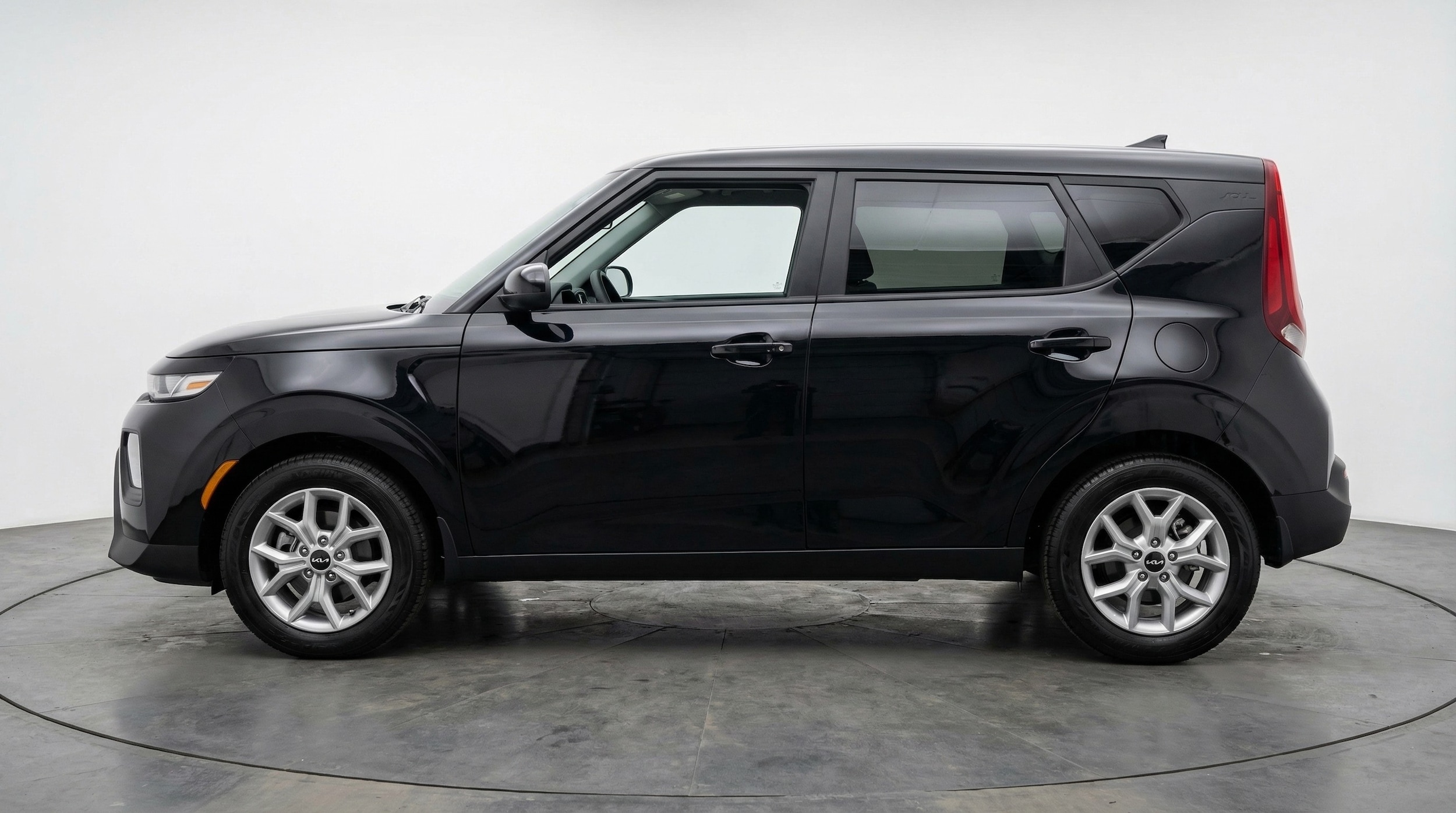 Thumbnail: 2025 Kia Soul - 4