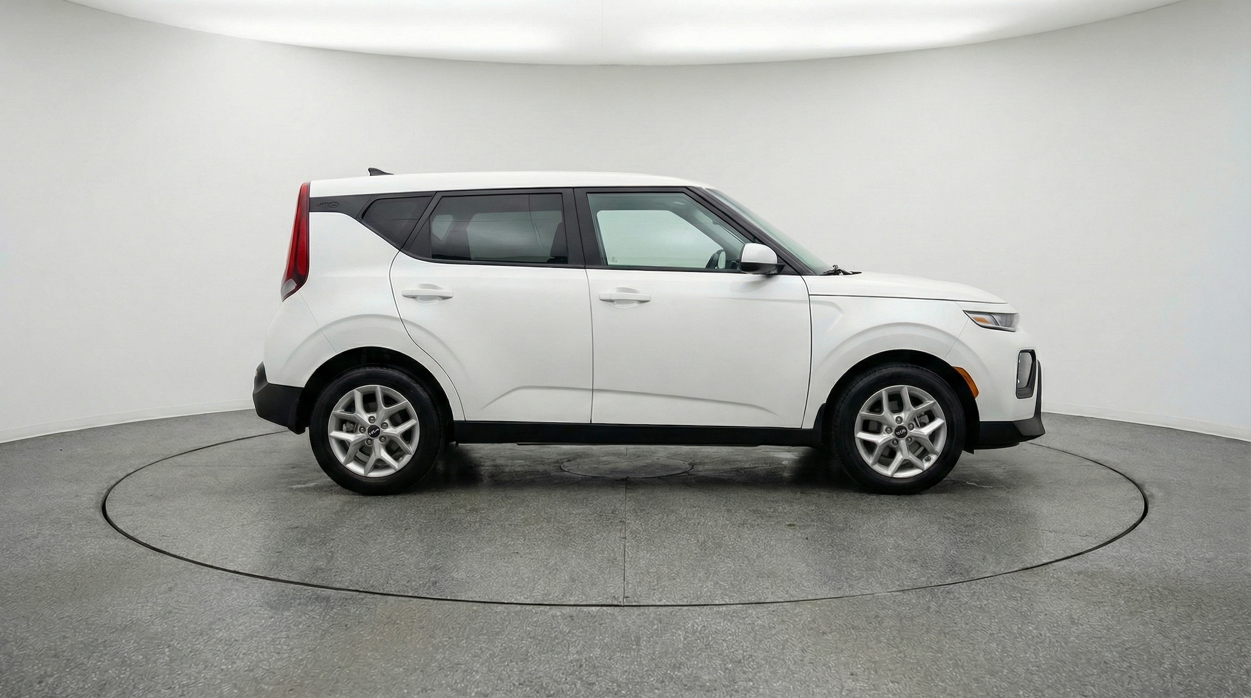 Thumbnail: 2025 Kia Soul - 8