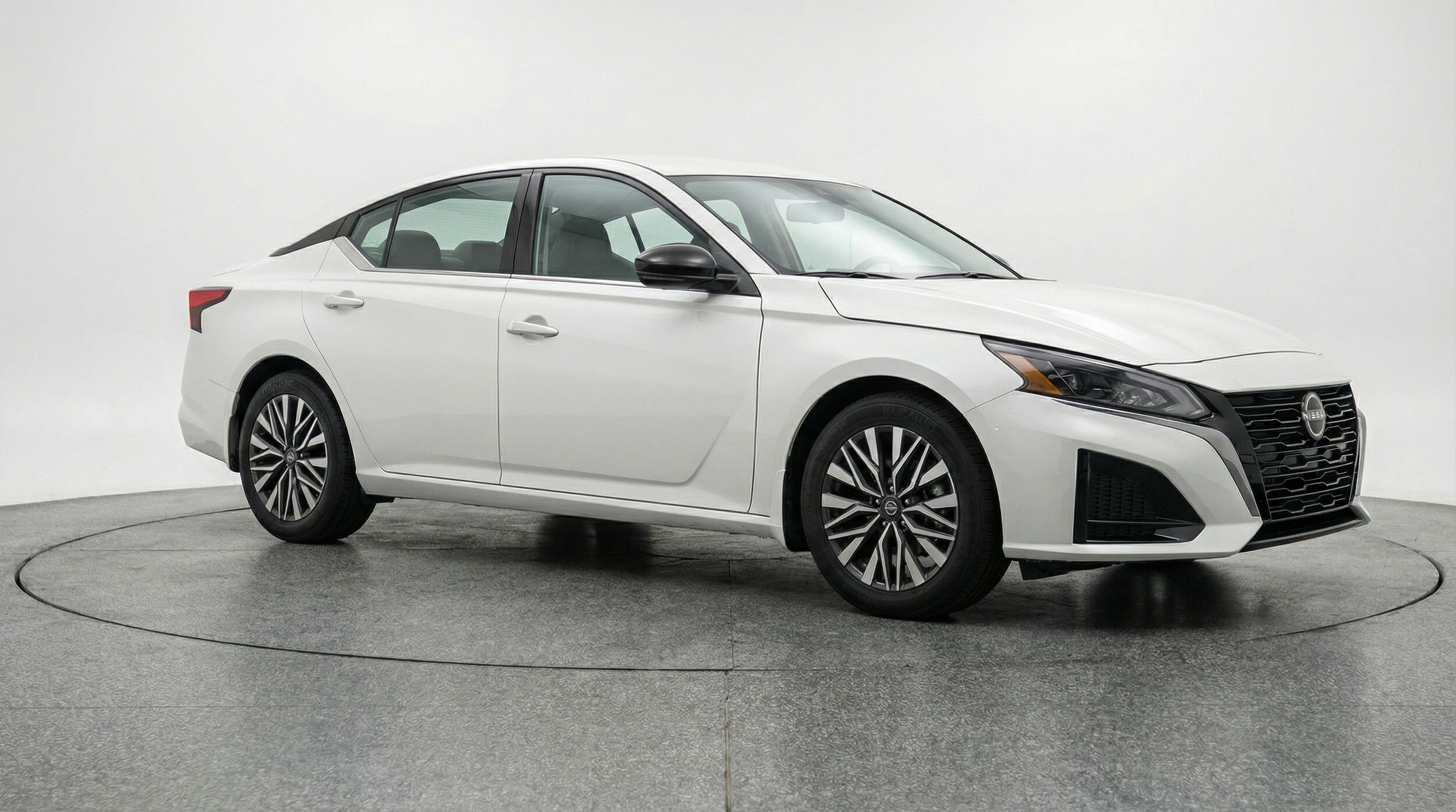 Thumbnail: 2025 Nissan Altima - 1