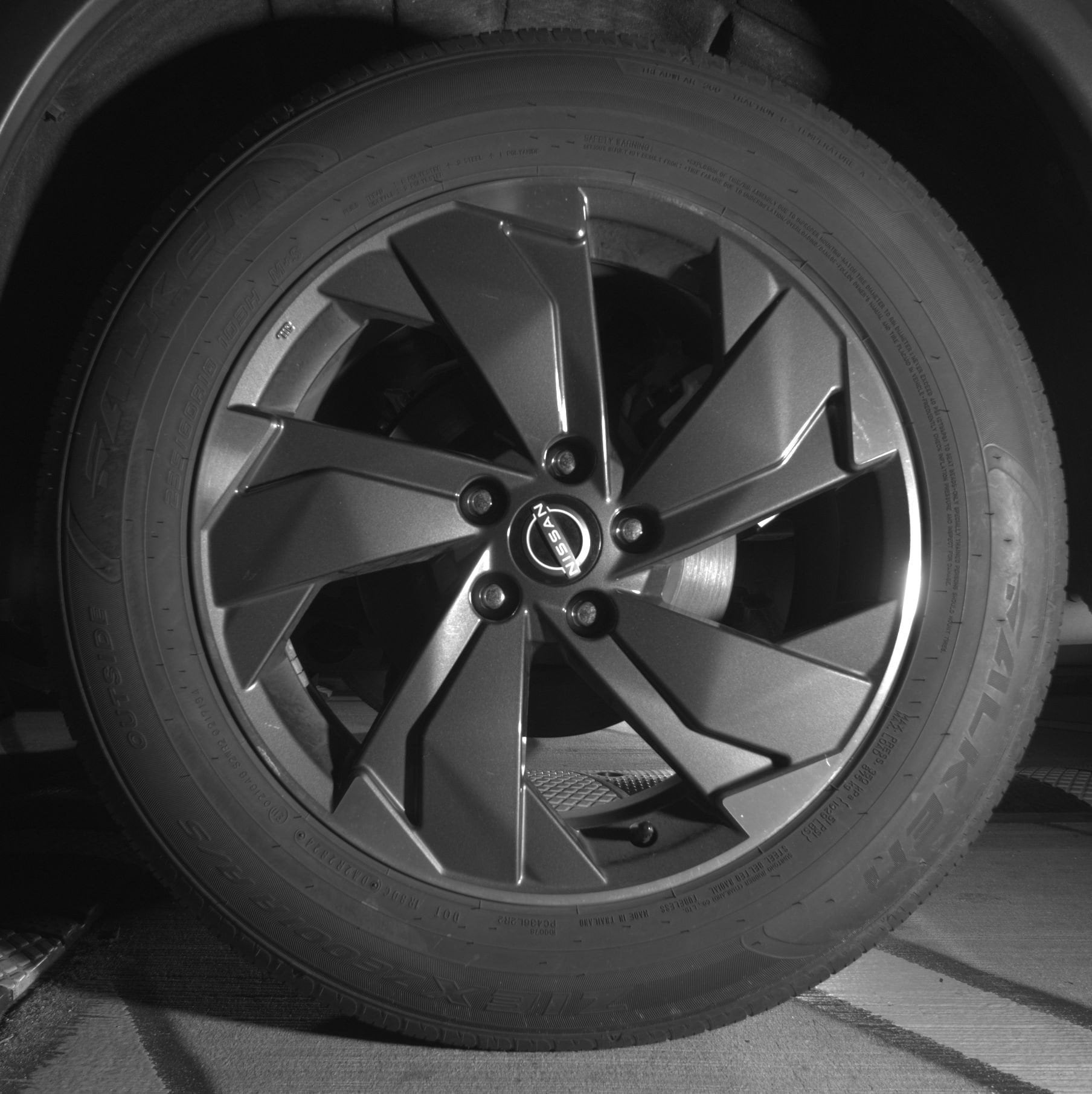 Thumbnail: 2025 Nissan Rogue - 14