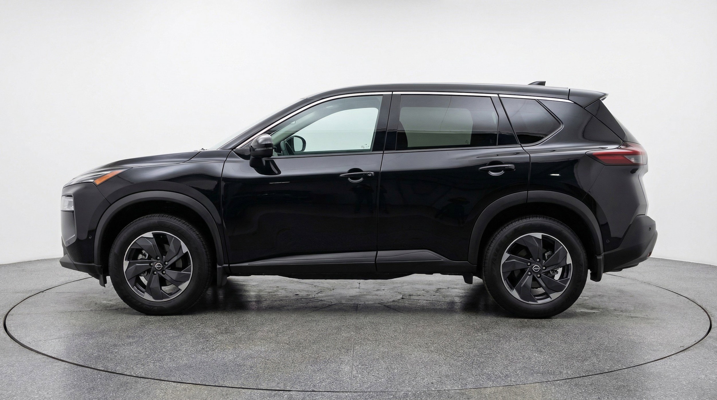 Thumbnail: 2025 Nissan Rogue - 5