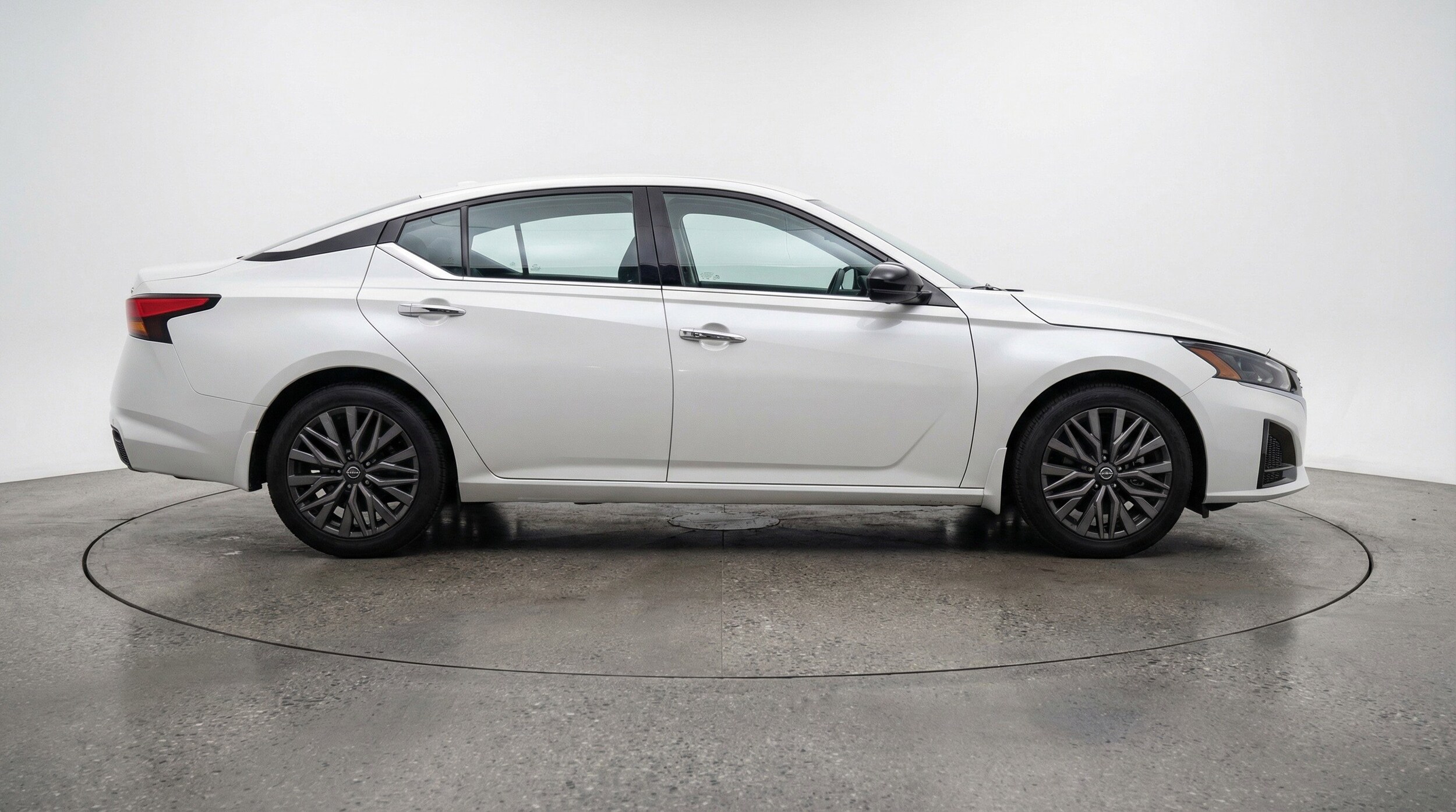Thumbnail: 2025 Nissan Altima - 11