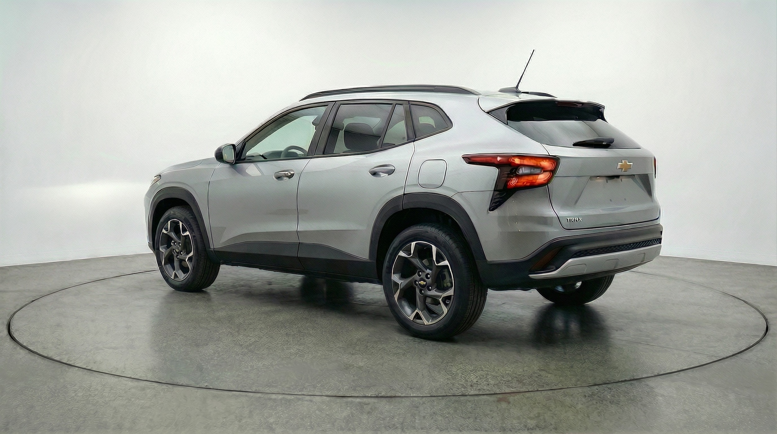 Thumbnail: 2025 Chevrolet Trax - 5