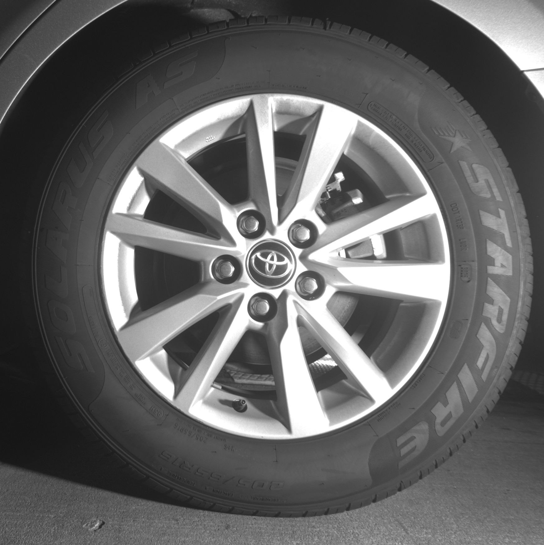 Thumbnail: 2025 Toyota Camry - 14