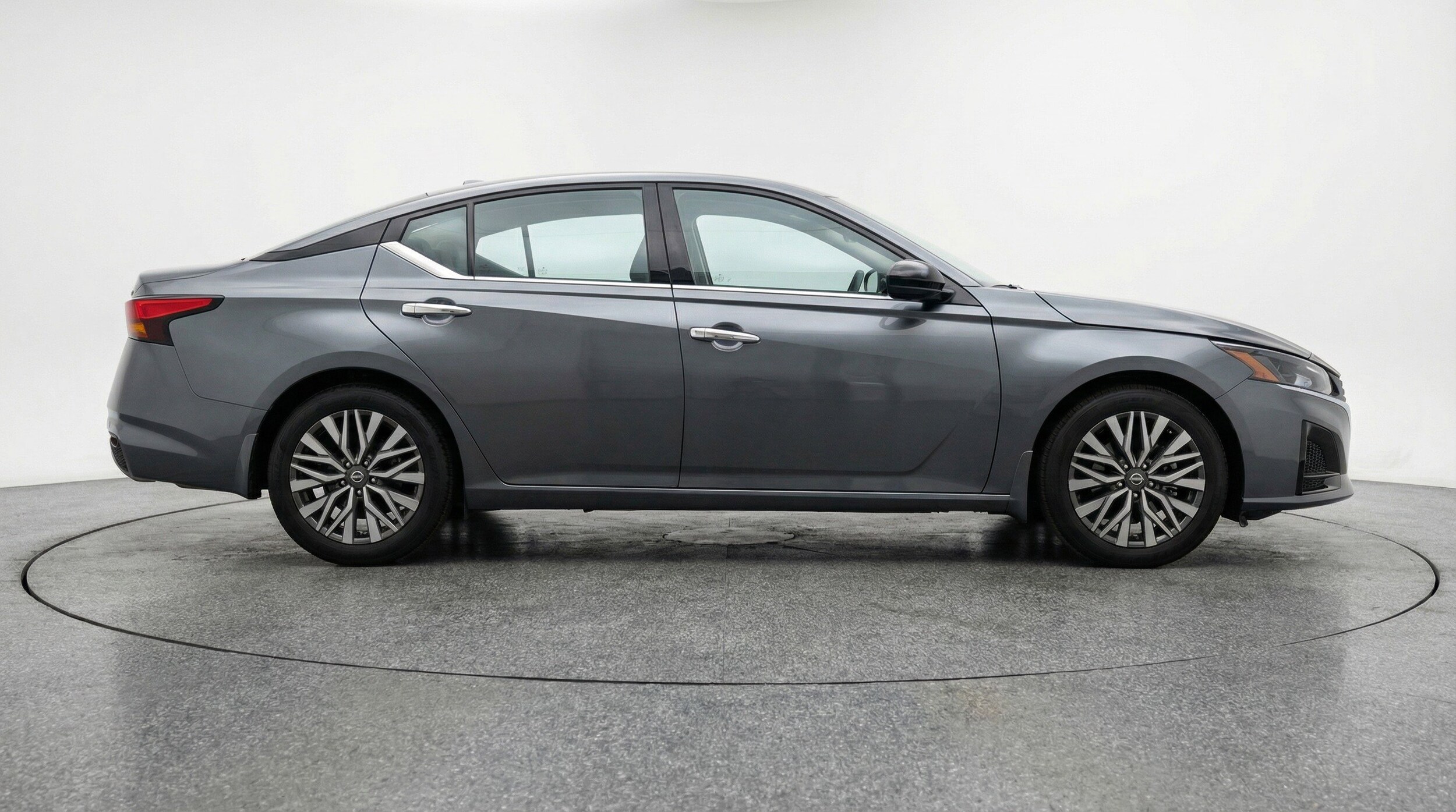 Thumbnail: 2025 Nissan Altima - 11