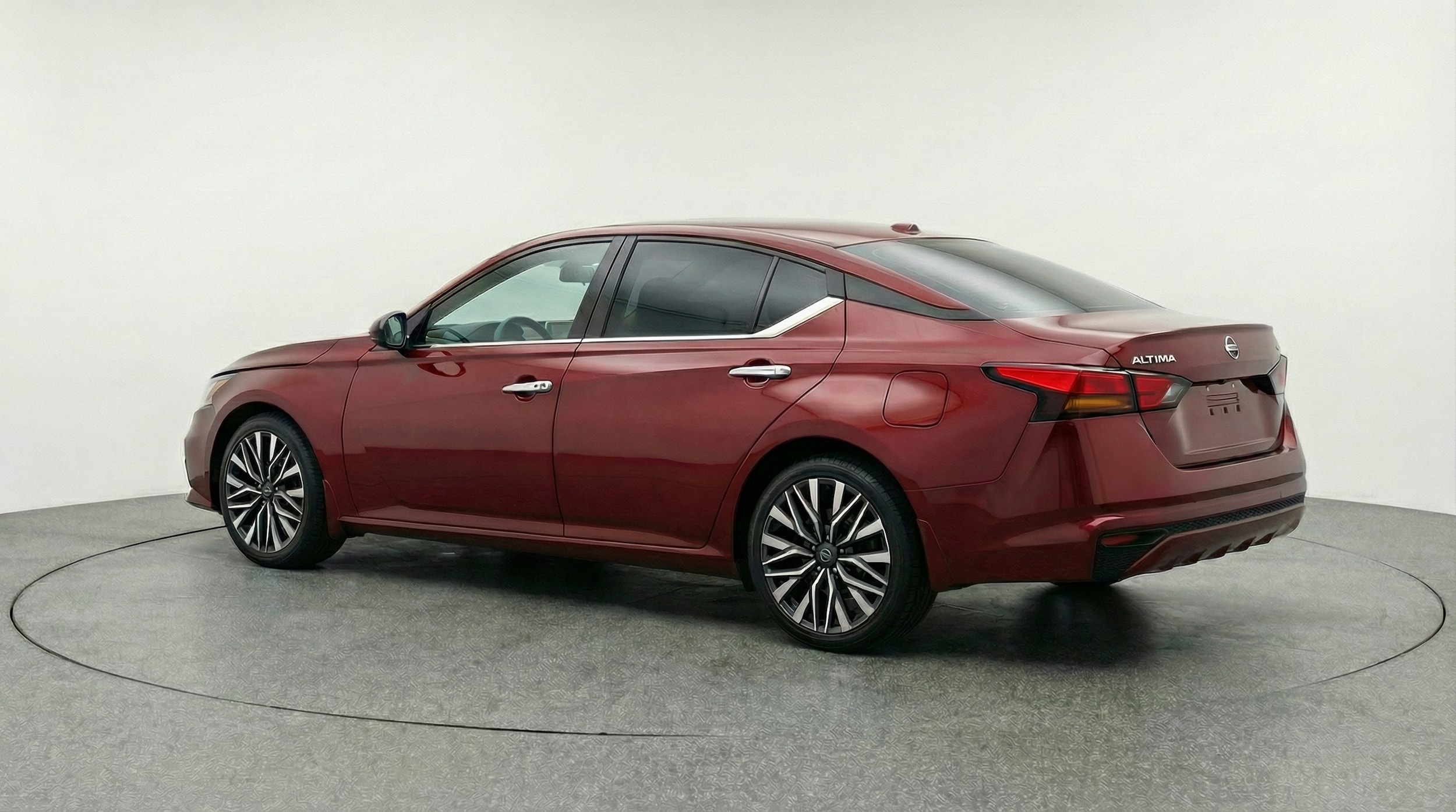 Thumbnail: 2025 Nissan Altima - 5