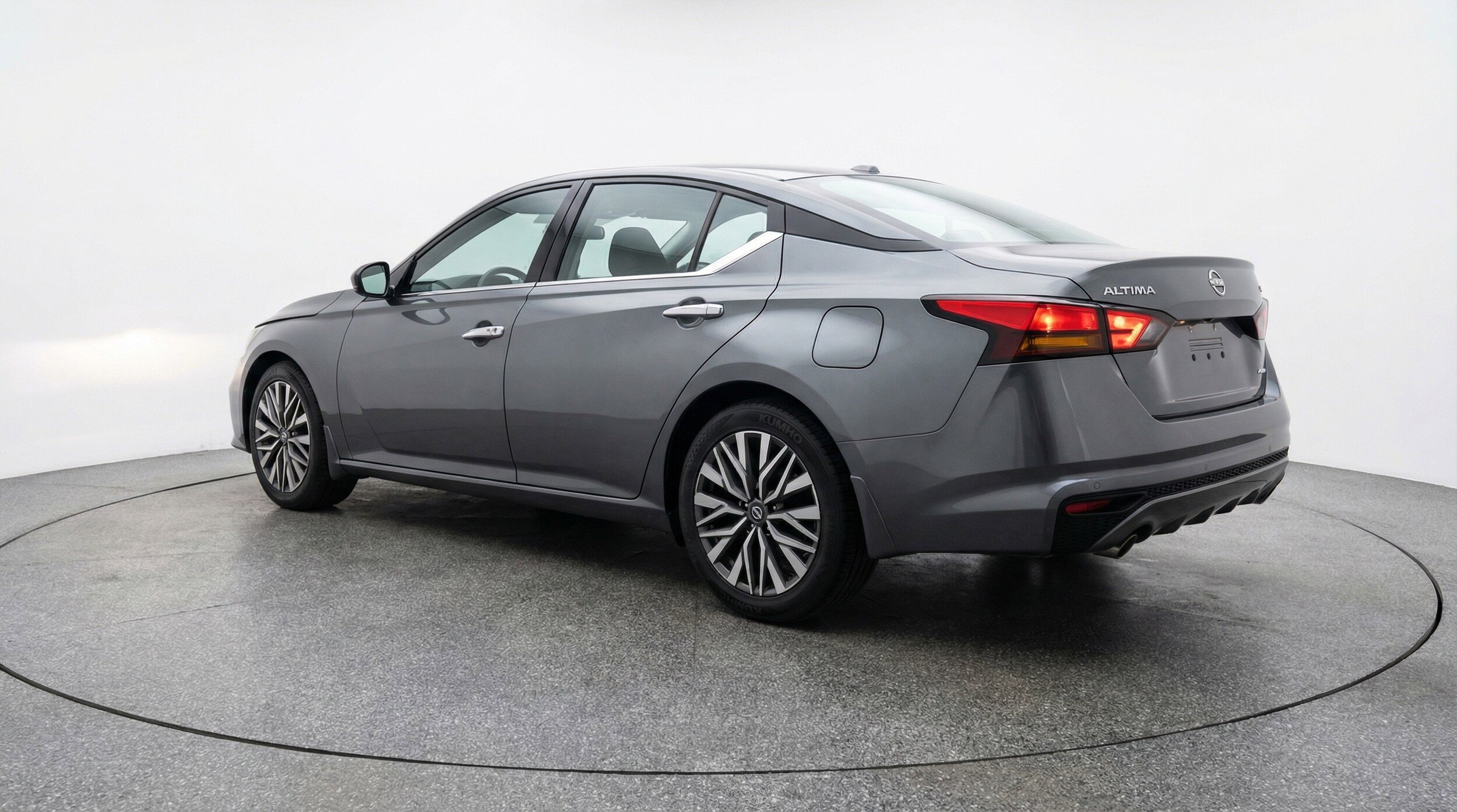 Thumbnail: 2025 Nissan Altima - 6