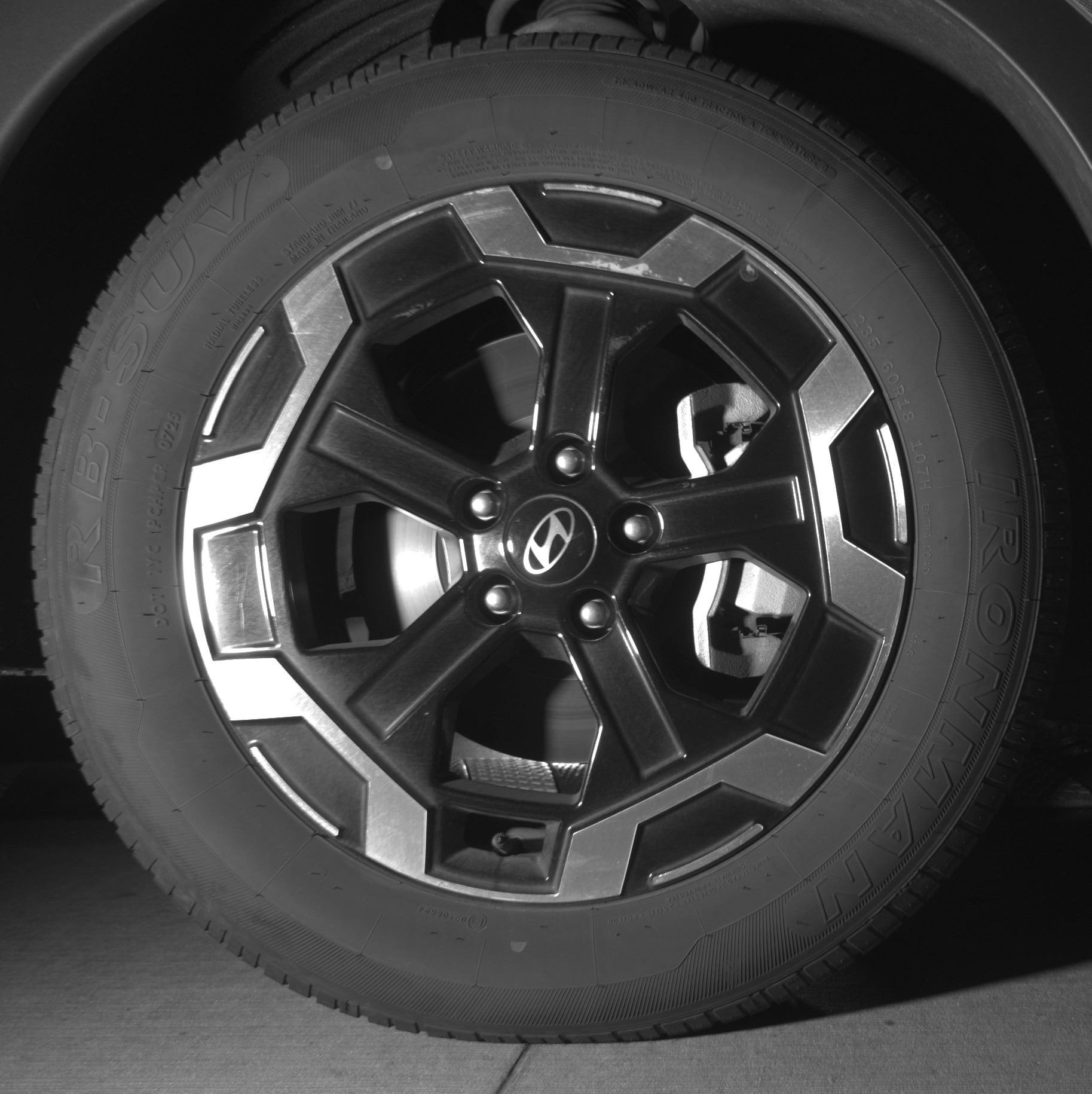 Thumbnail: 2025 Hyundai Santa Fe - 13