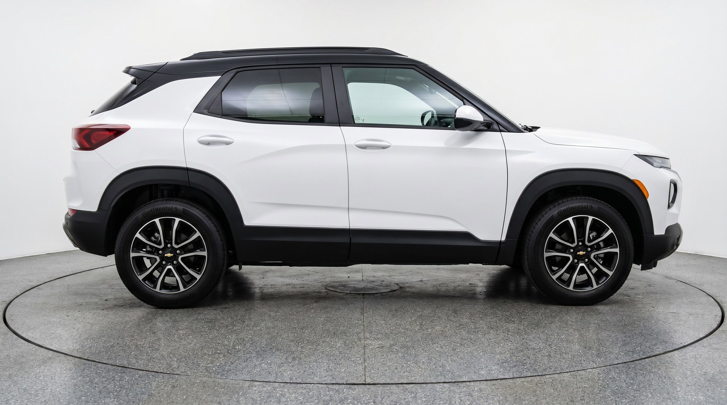 Thumbnail: 2025 Chevrolet TrailBlazer - 11