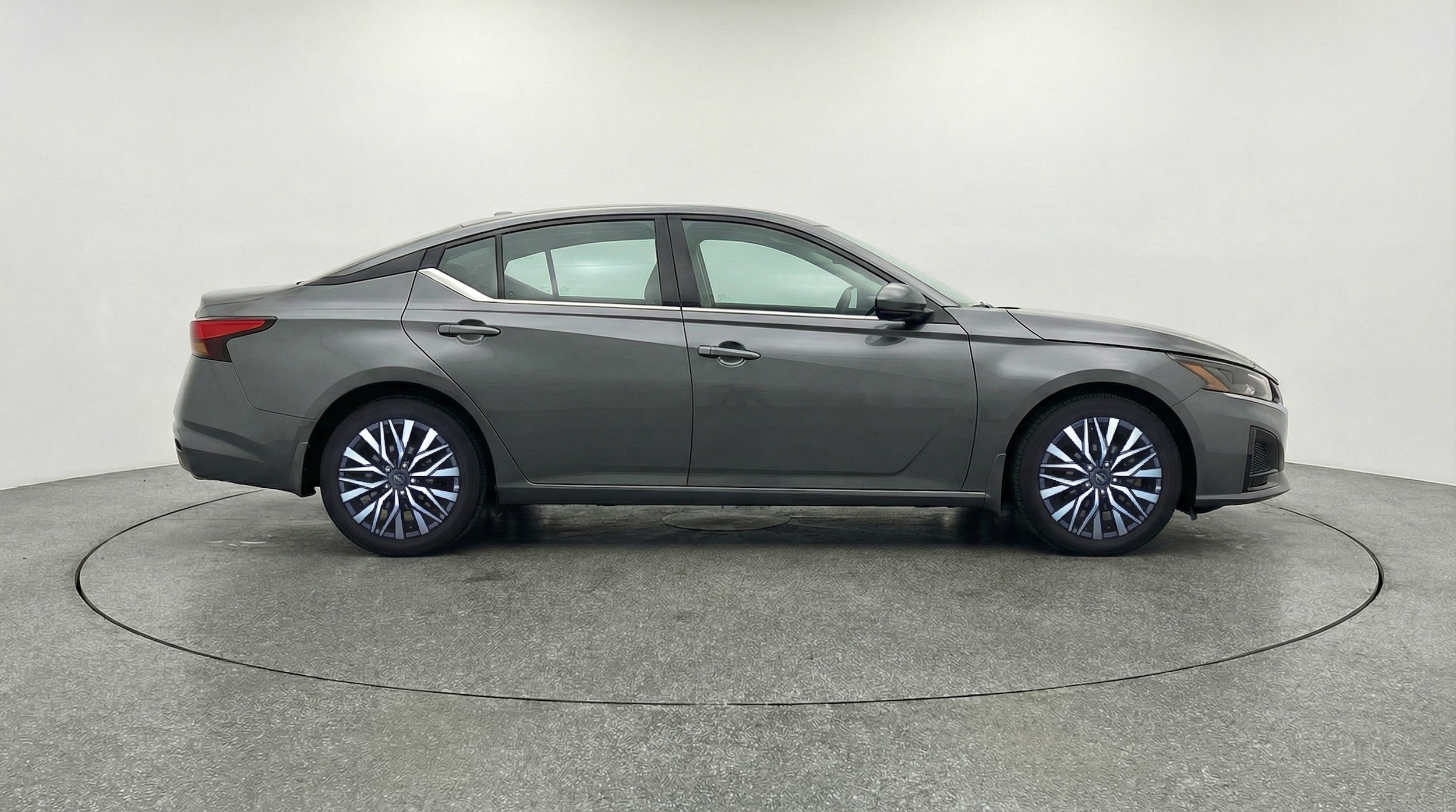 Thumbnail: 2025 Nissan Altima - 8