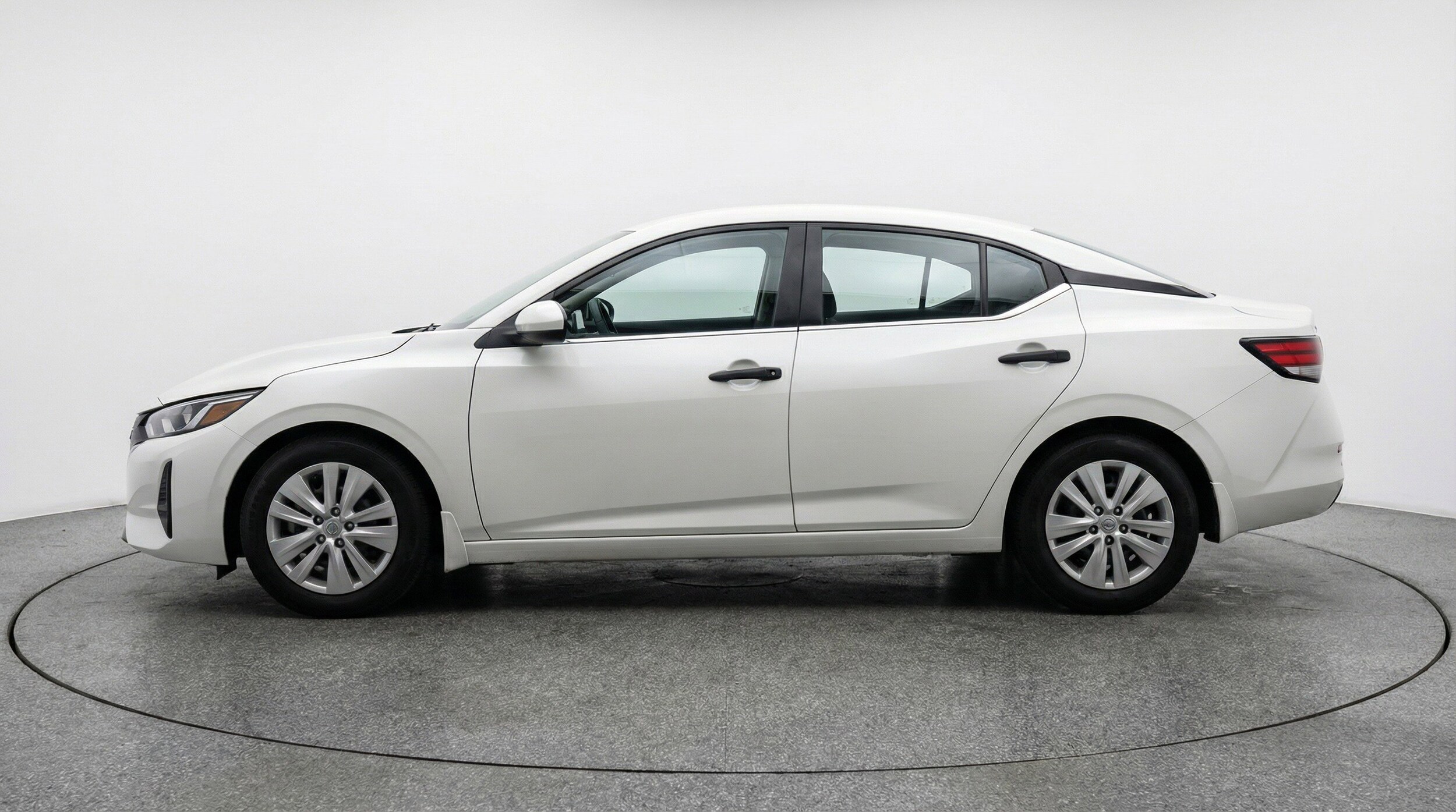 Thumbnail: 2025 Nissan Sentra - 5