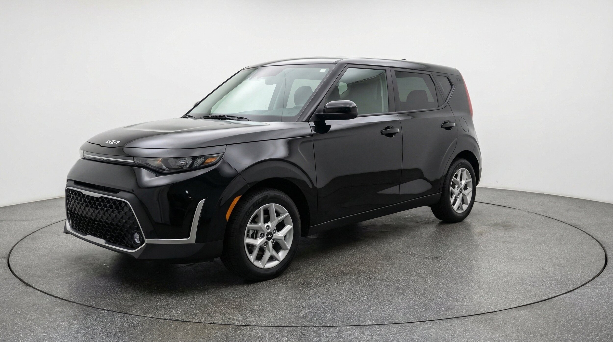 Thumbnail: 2025 Kia Soul - 3