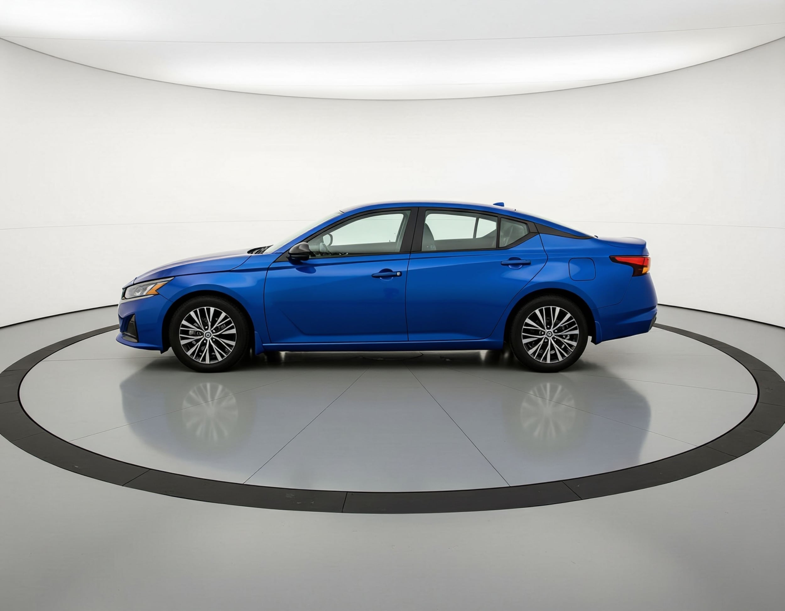 Thumbnail: 2025 Nissan Altima - 4