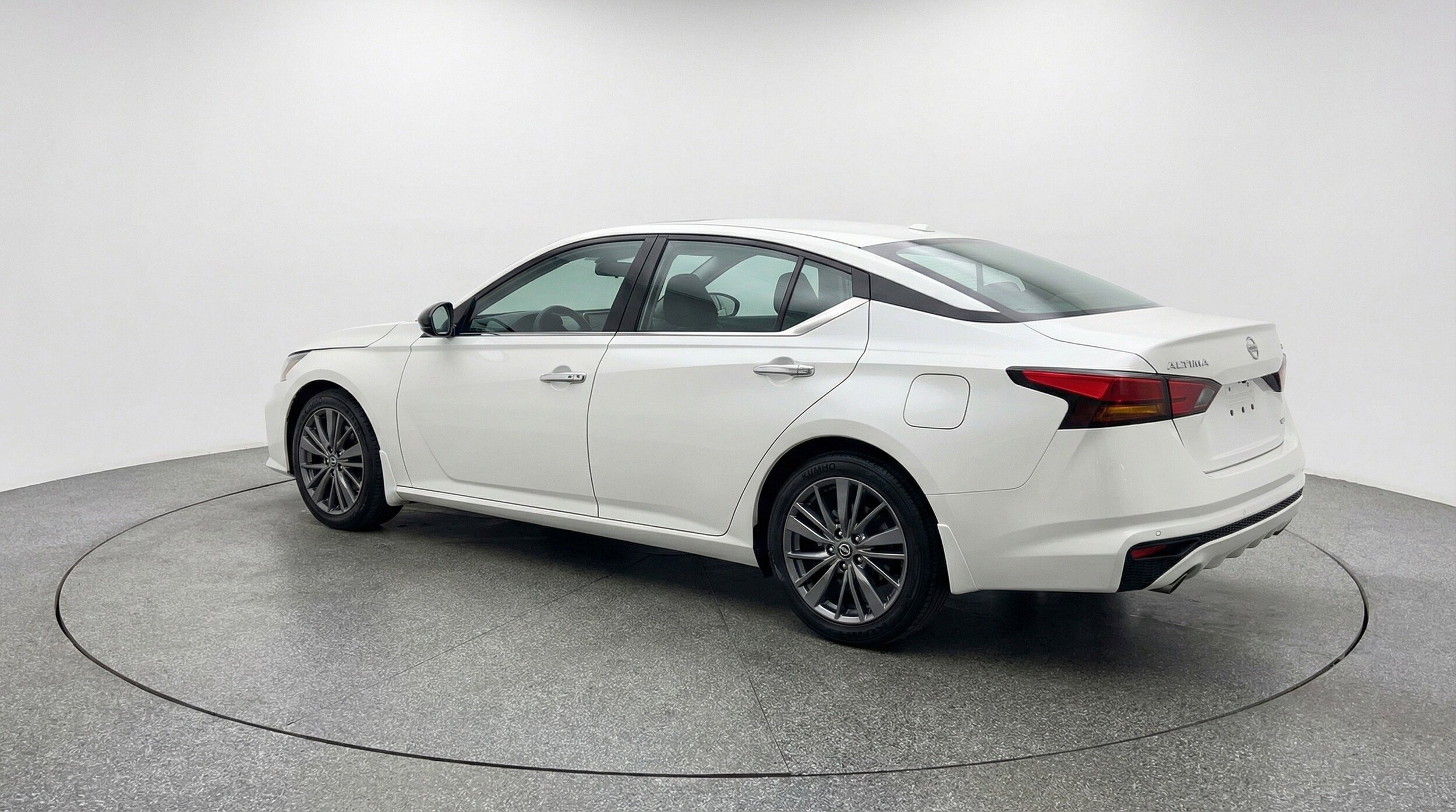 Thumbnail: 2025 Nissan Altima - 6