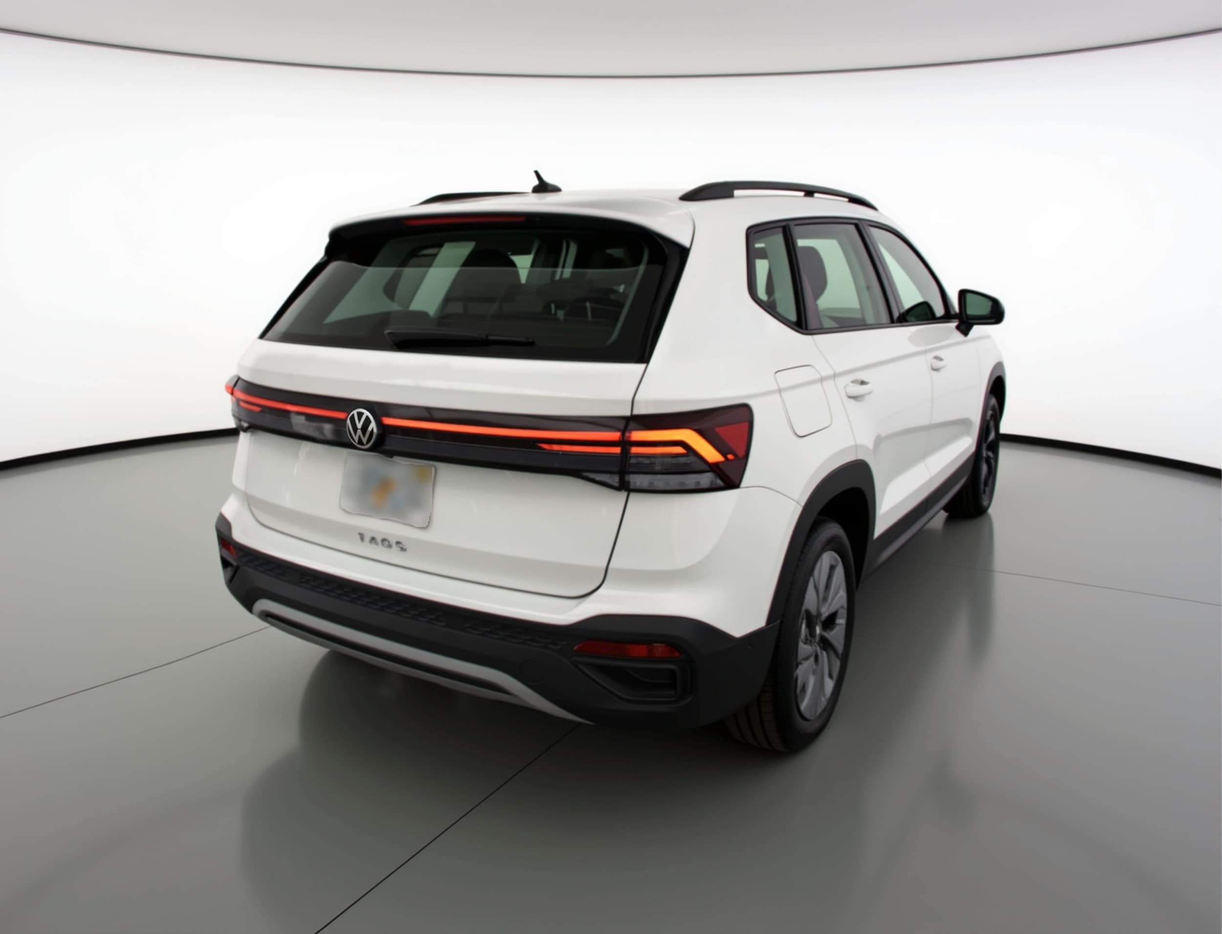 Thumbnail: 2025 Volkswagen Taos - 7