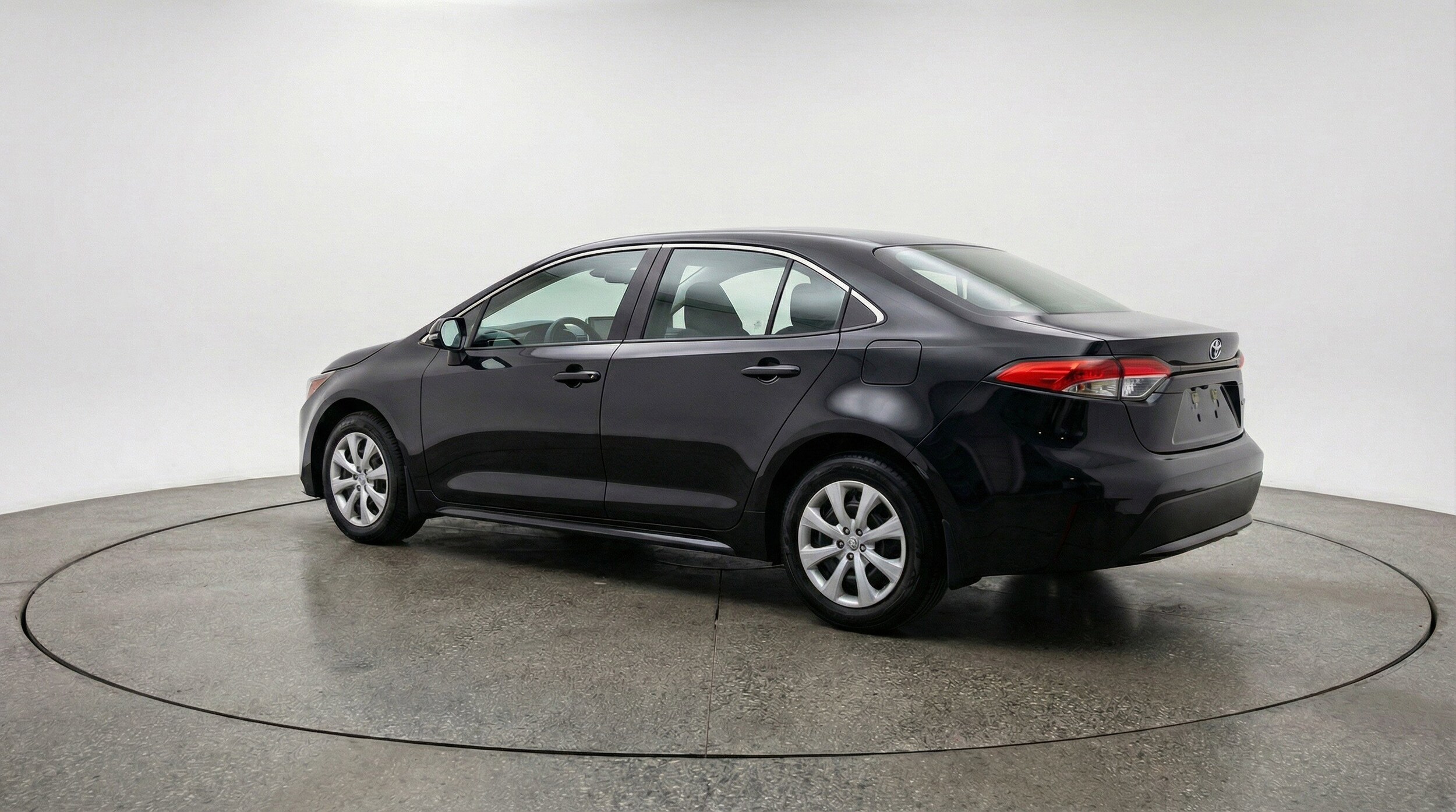 Thumbnail: 2025 Toyota Corolla - 6