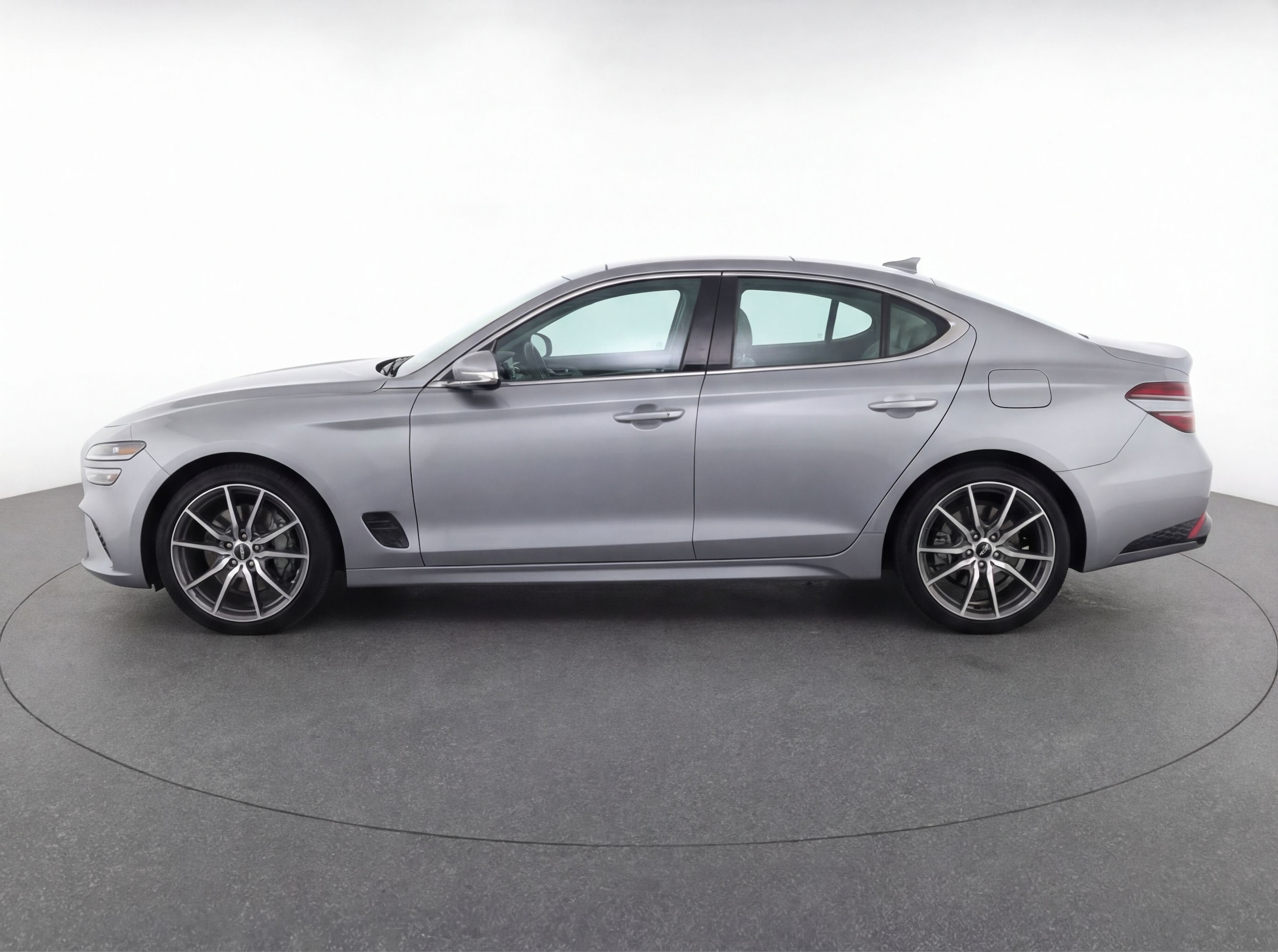 Thumbnail: 2025 Genesis G70 - 4