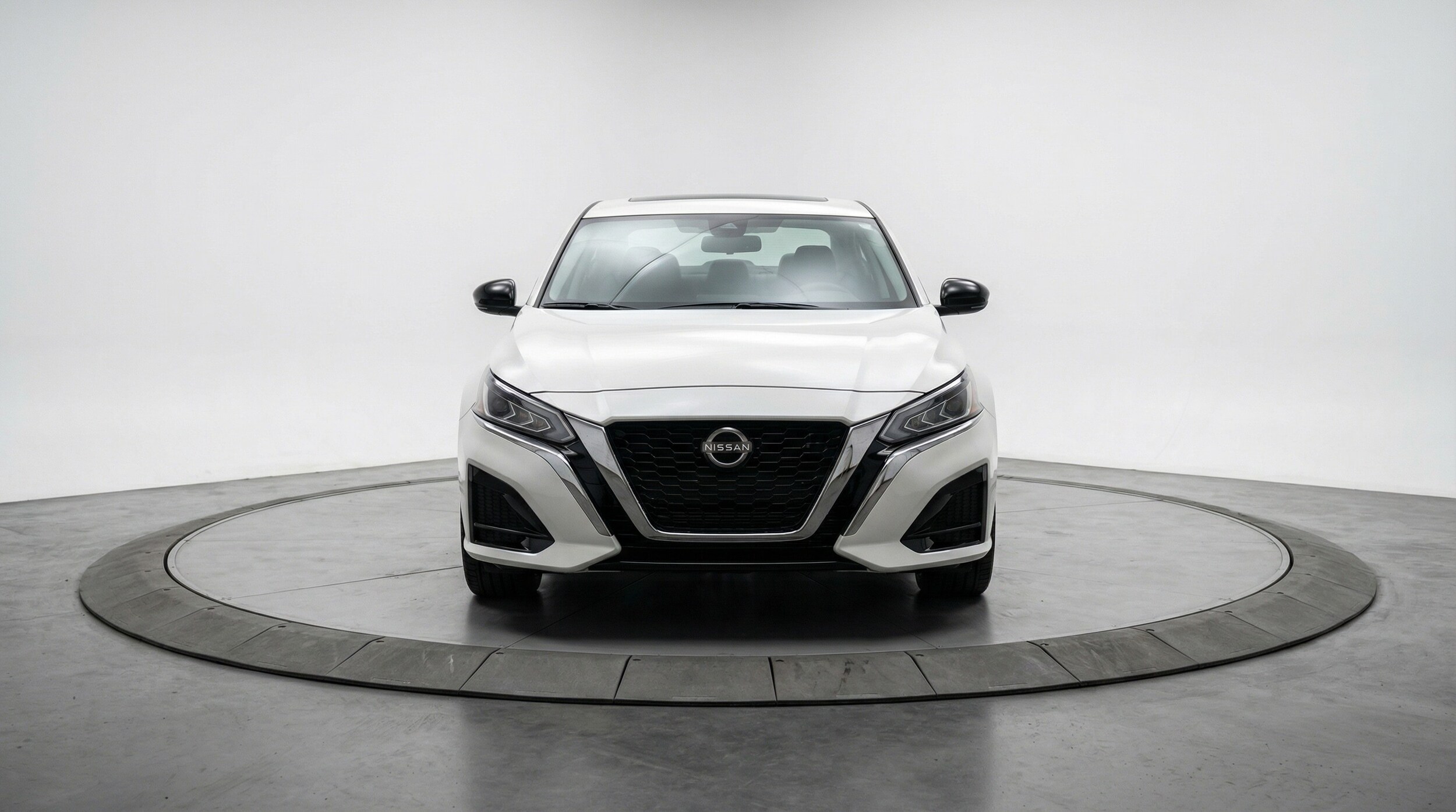 Thumbnail: 2025 Nissan Altima - 2