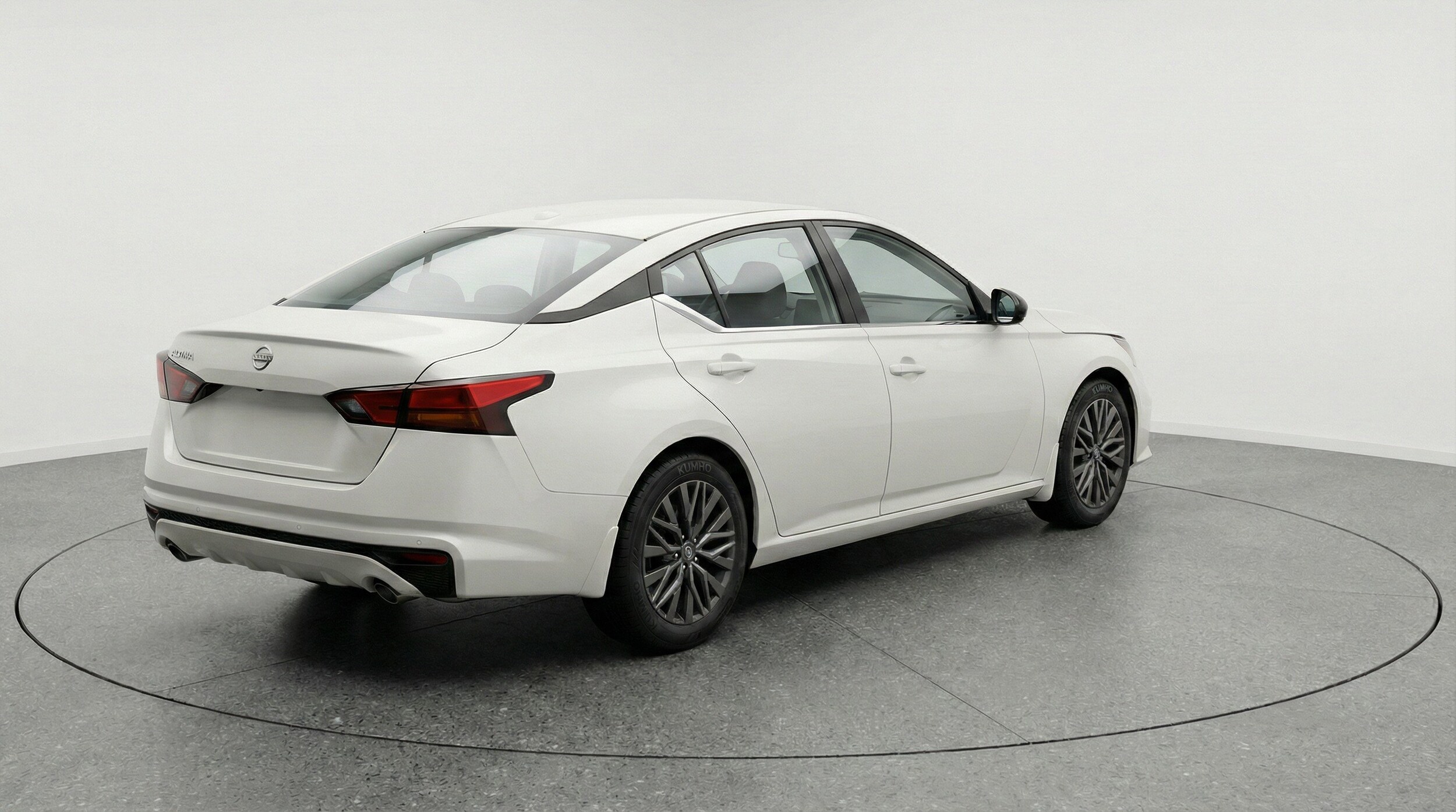 Thumbnail: 2025 Nissan Altima - 9