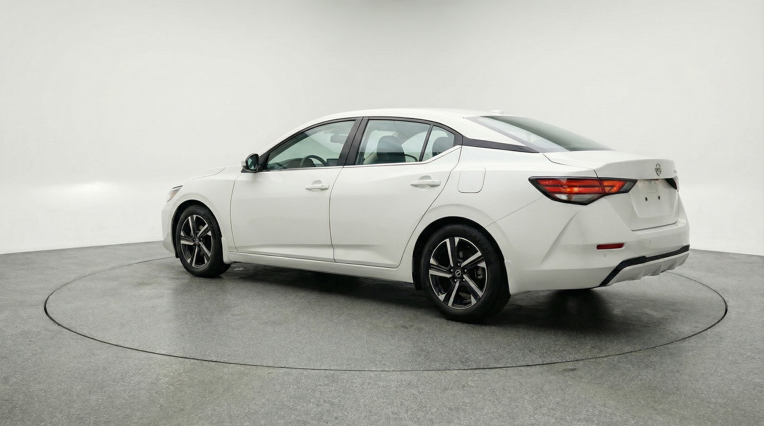 Thumbnail: 2025 Nissan Sentra - 5