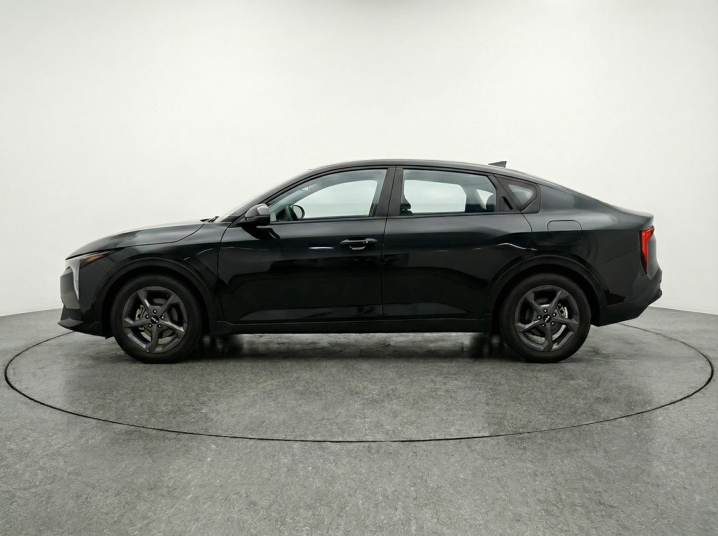 Thumbnail: 2025 Kia K4 - 4