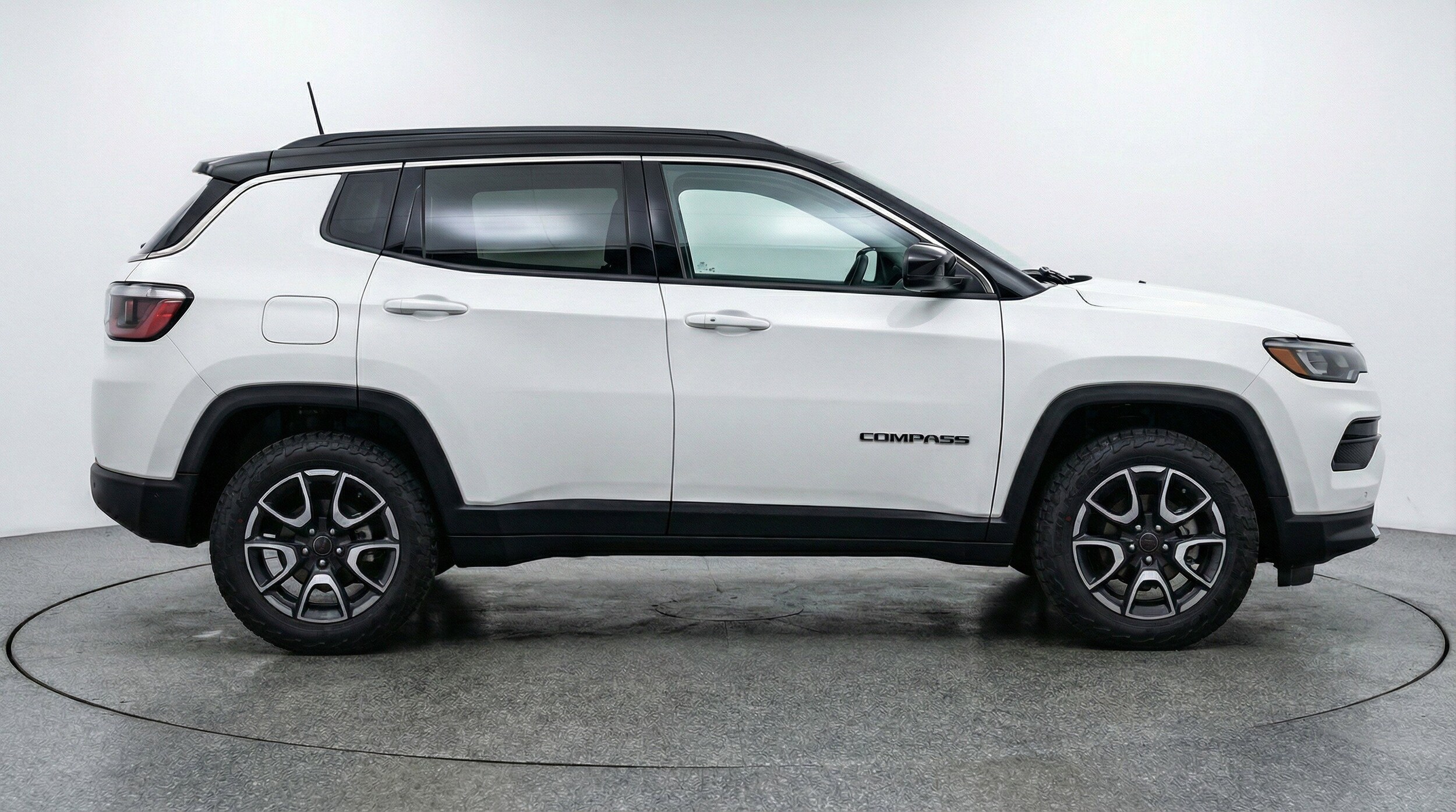 Thumbnail: 2025 Jeep Compass - 11