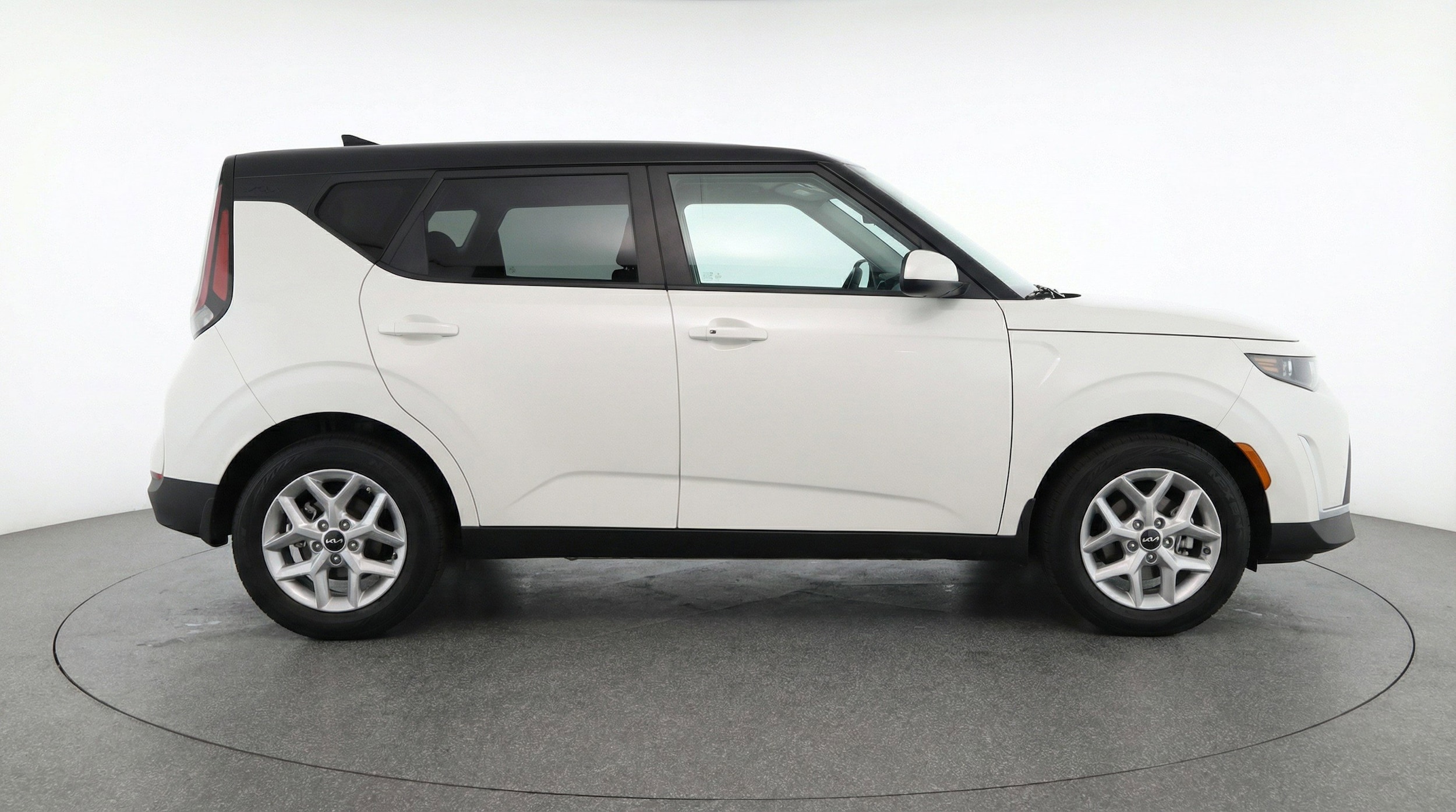 Thumbnail: 2025 Kia Soul - 11